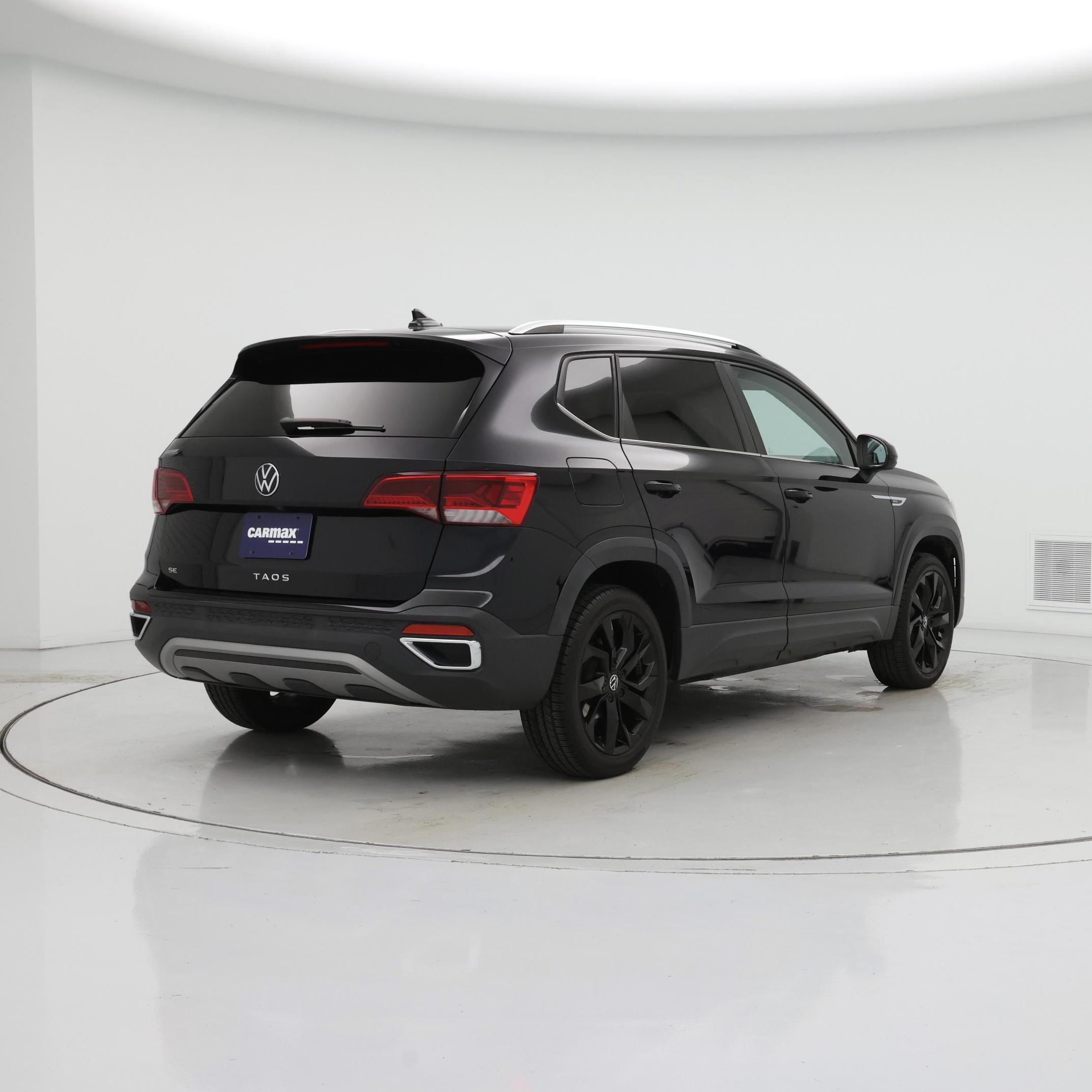 Thumbnail: 2022 Volkswagen Taos - 8