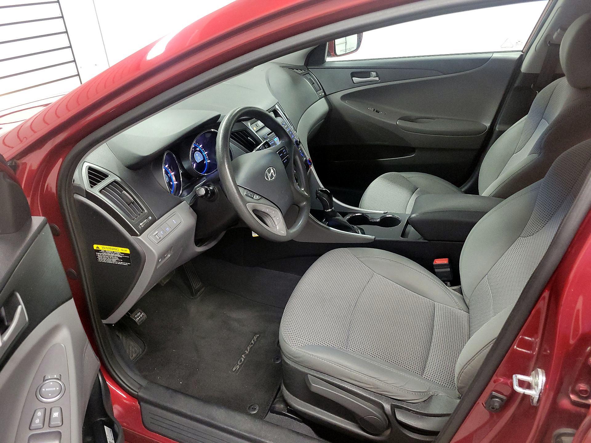 Thumbnail: 2014 Hyundai Sonata - 11