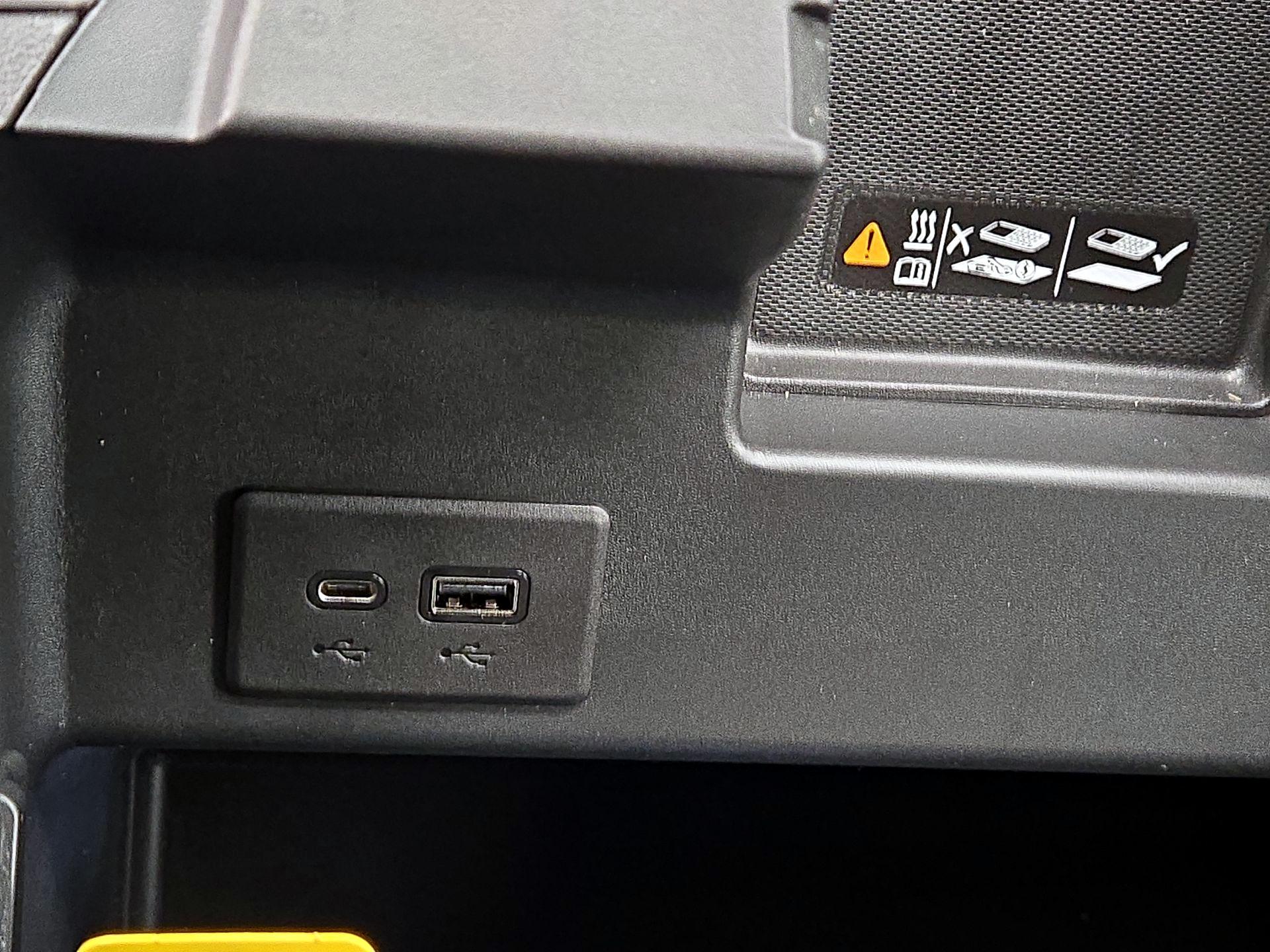 Thumbnail: 2023 Chevrolet Silverado 1500 - 18