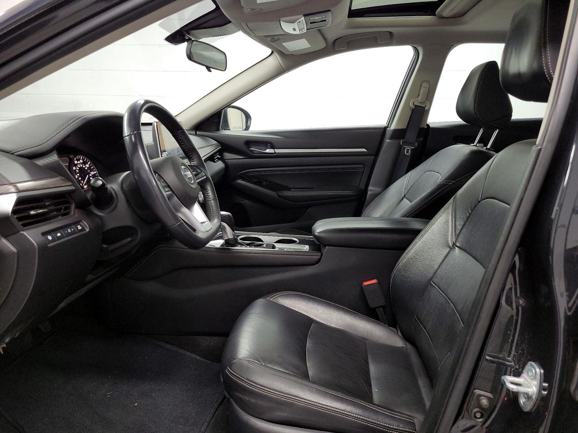 Thumbnail: 2021 Nissan Altima - 11
