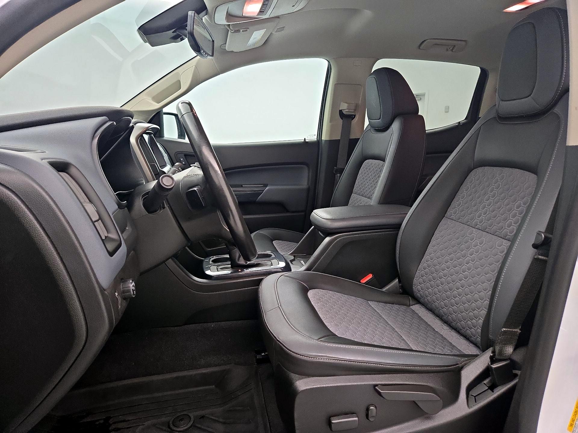 Thumbnail: 2021 Chevrolet Colorado - 11