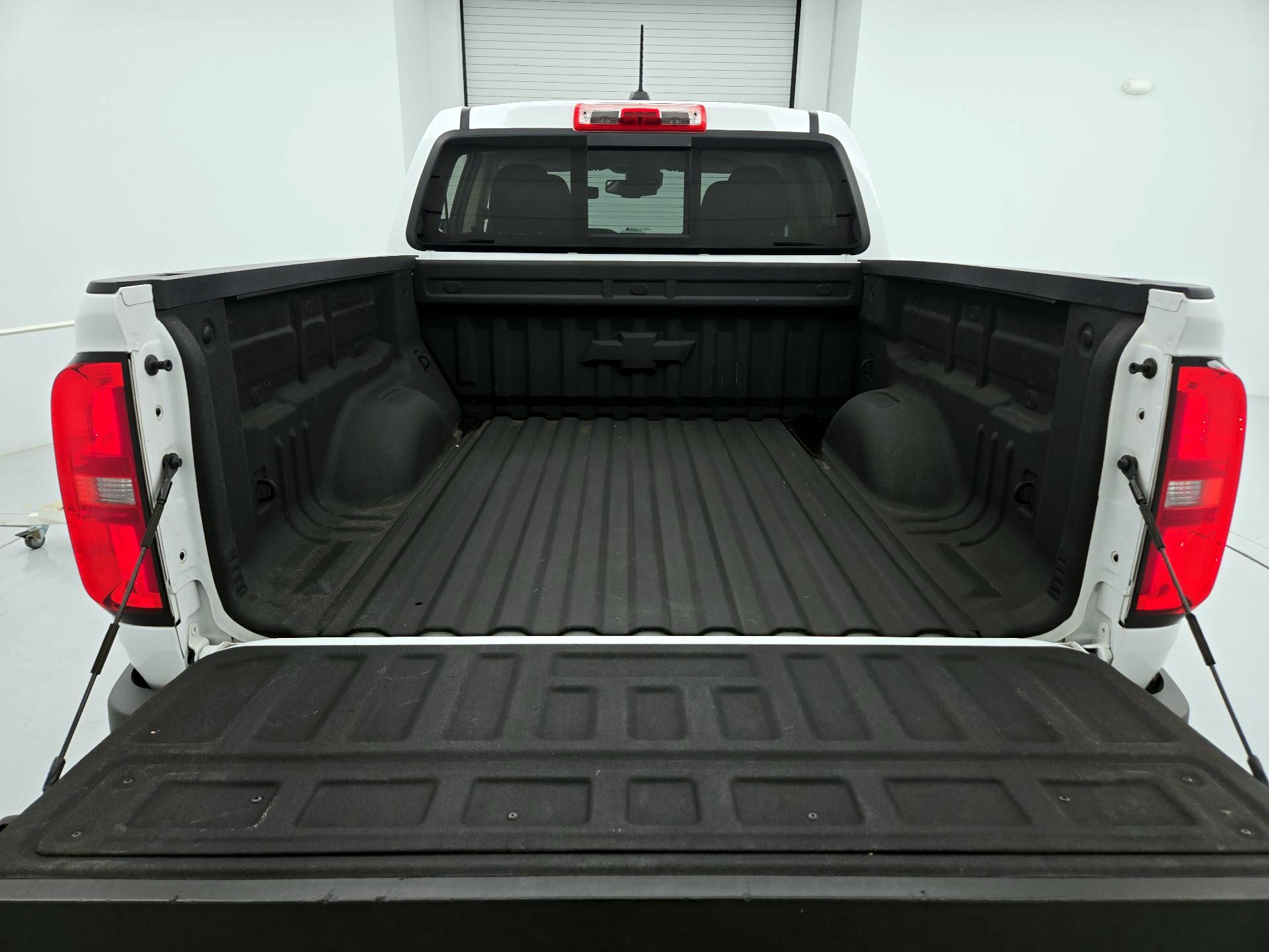 Thumbnail: 2021 Chevrolet Colorado - 20