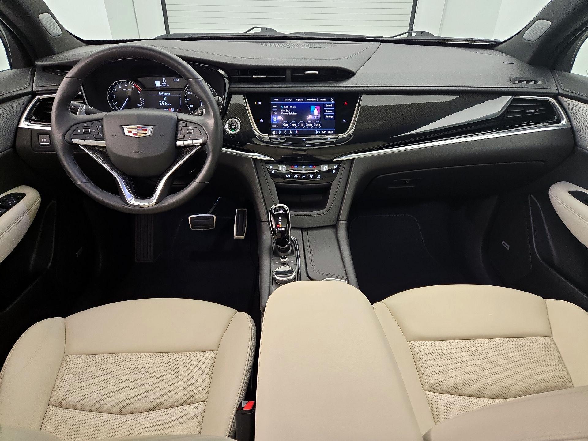 Thumbnail: 2021 Cadillac XT6 - 9