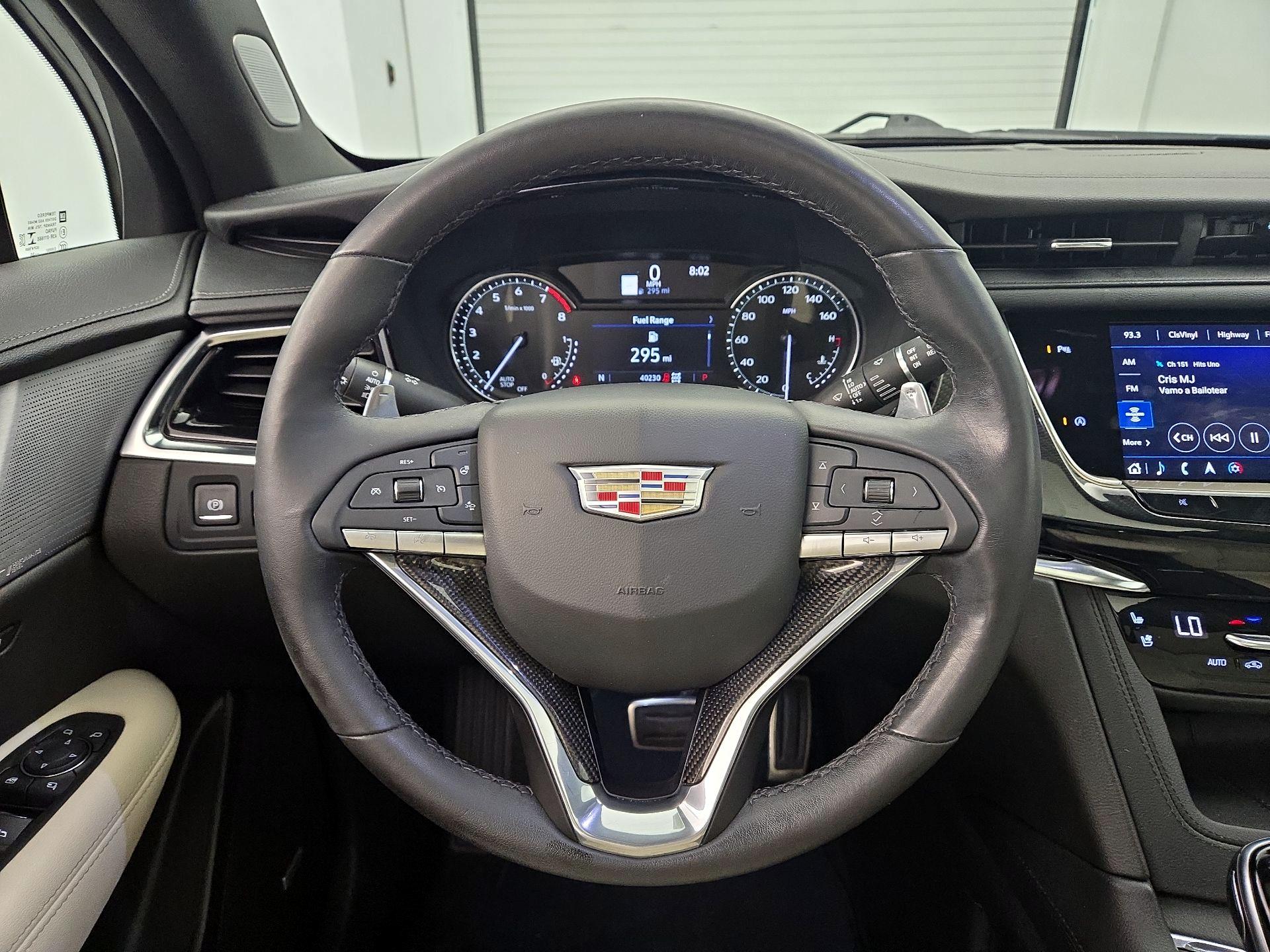 Thumbnail: 2021 Cadillac XT6 - 10