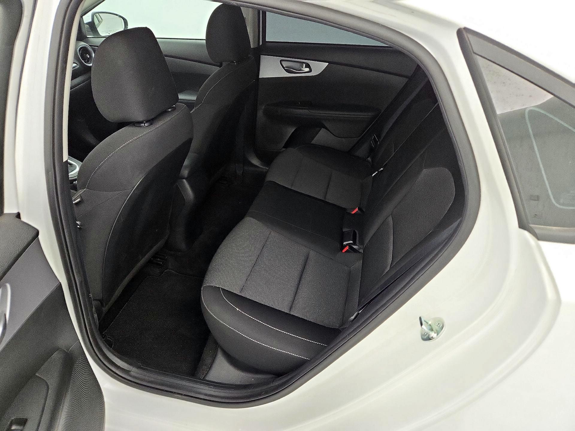 Thumbnail: 2023 Kia Forte - 19
