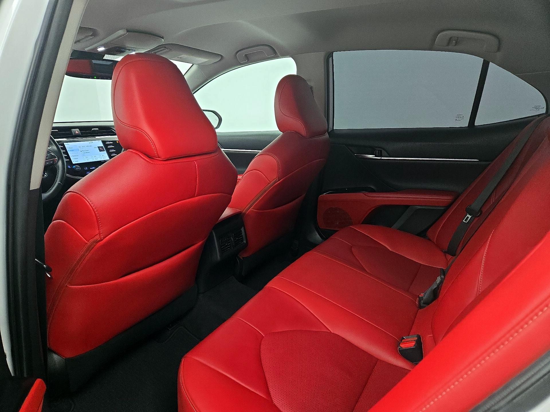 Thumbnail: 2019 Toyota Camry - 19