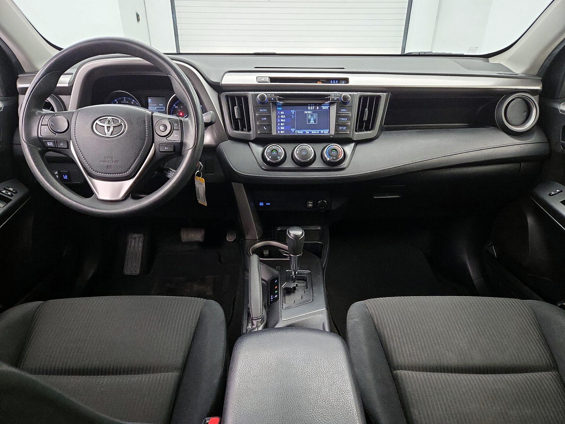 Thumbnail: 2017 Toyota RAV4 - 9