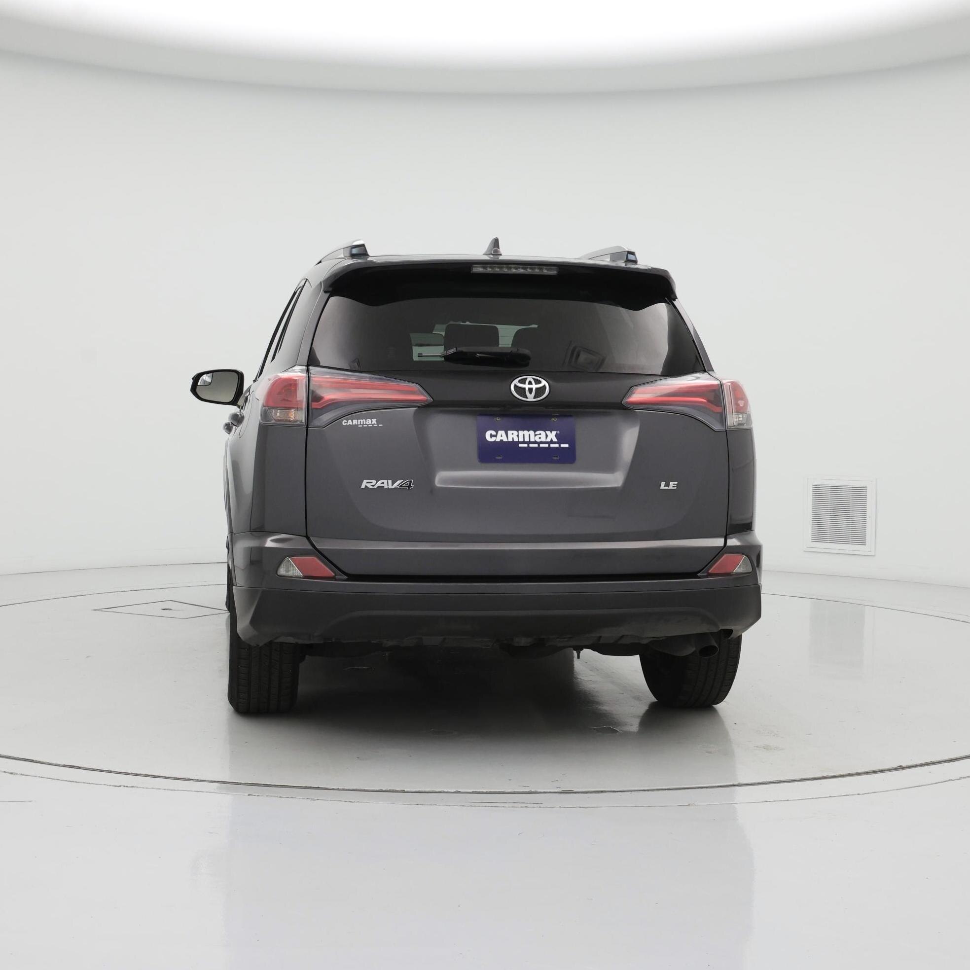 Thumbnail: 2017 Toyota RAV4 - 6