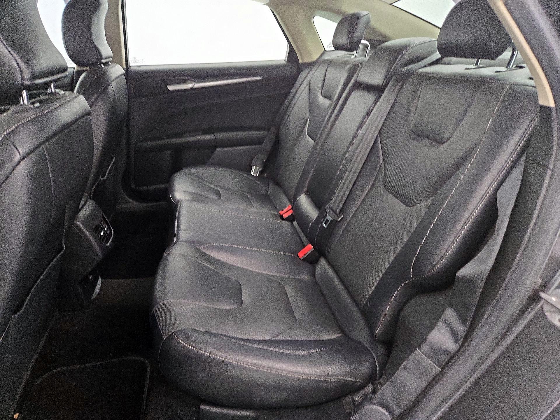 Thumbnail: 2019 Ford Fusion - 20