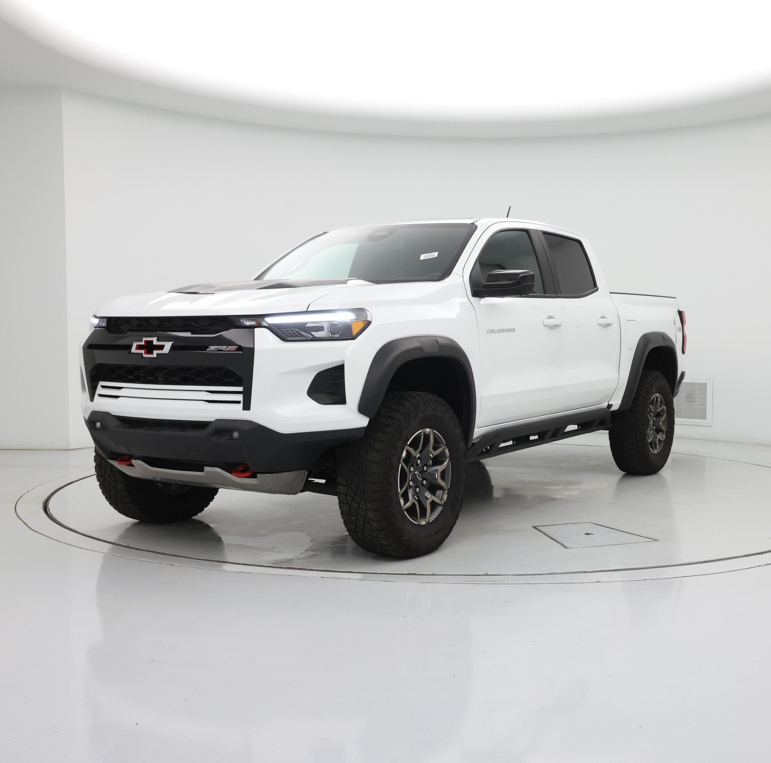 Thumbnail: 2024 Chevrolet Colorado - 4