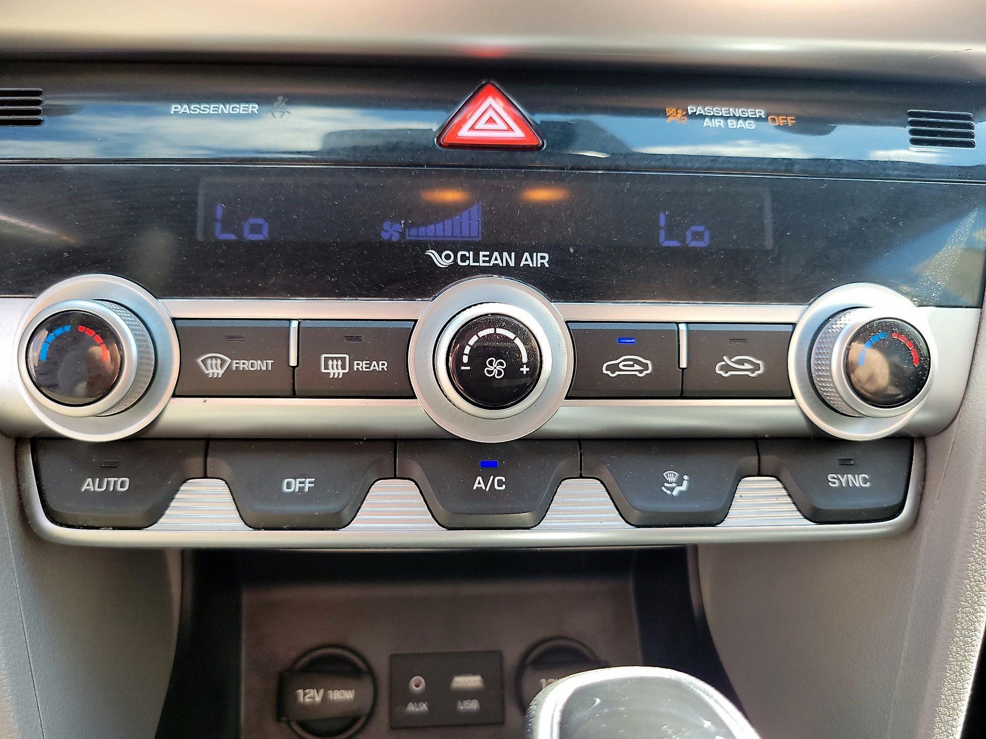 Thumbnail: 2020 Hyundai Elantra - 14