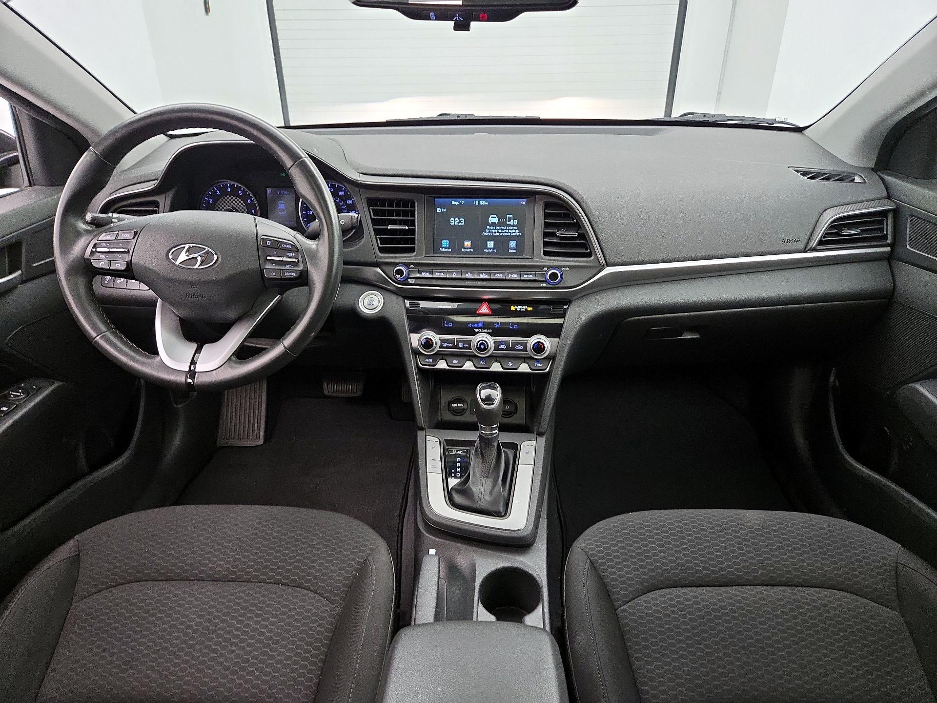 Thumbnail: 2020 Hyundai Elantra - 9