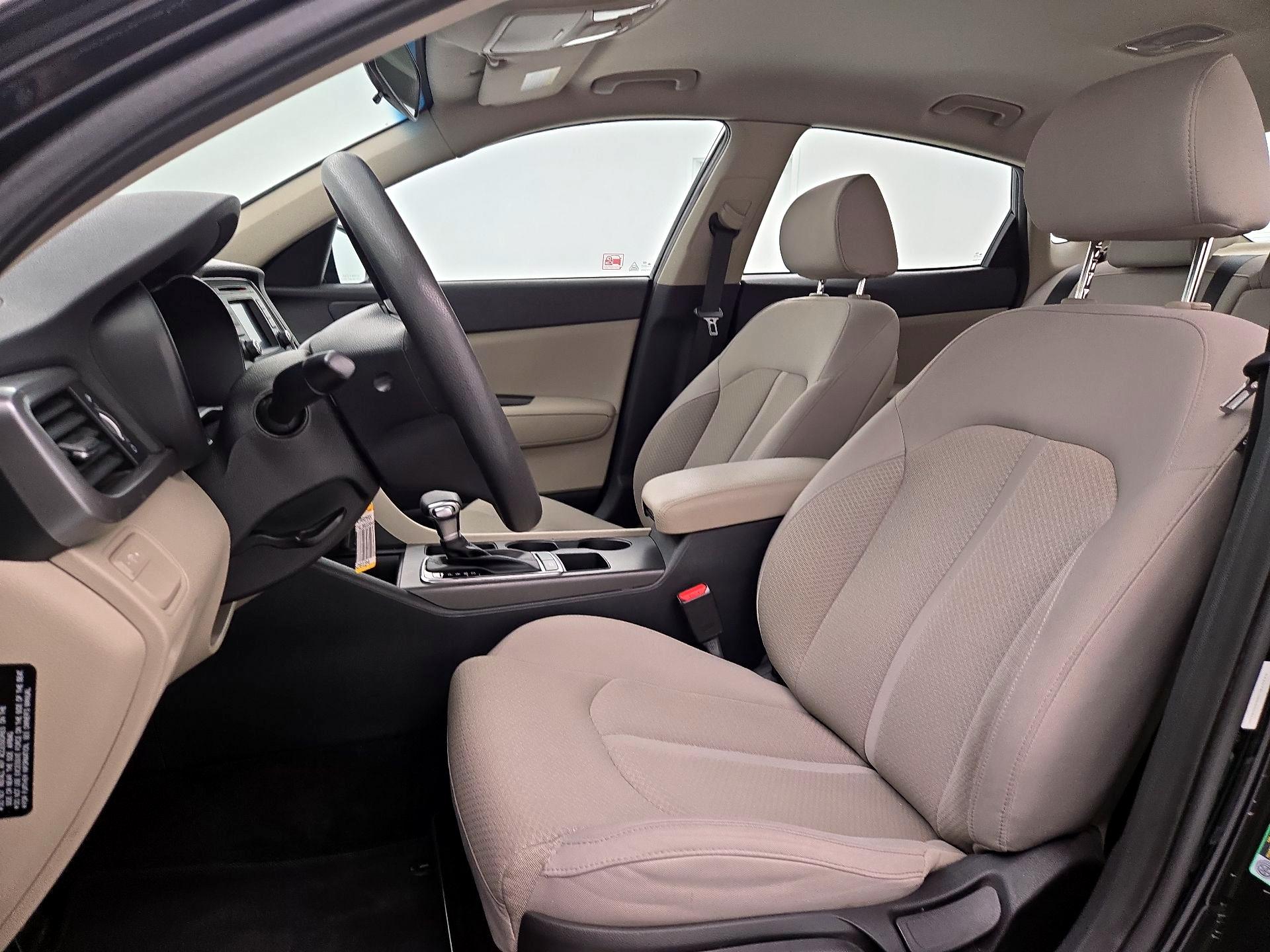 Thumbnail: 2016 Kia Optima - 11