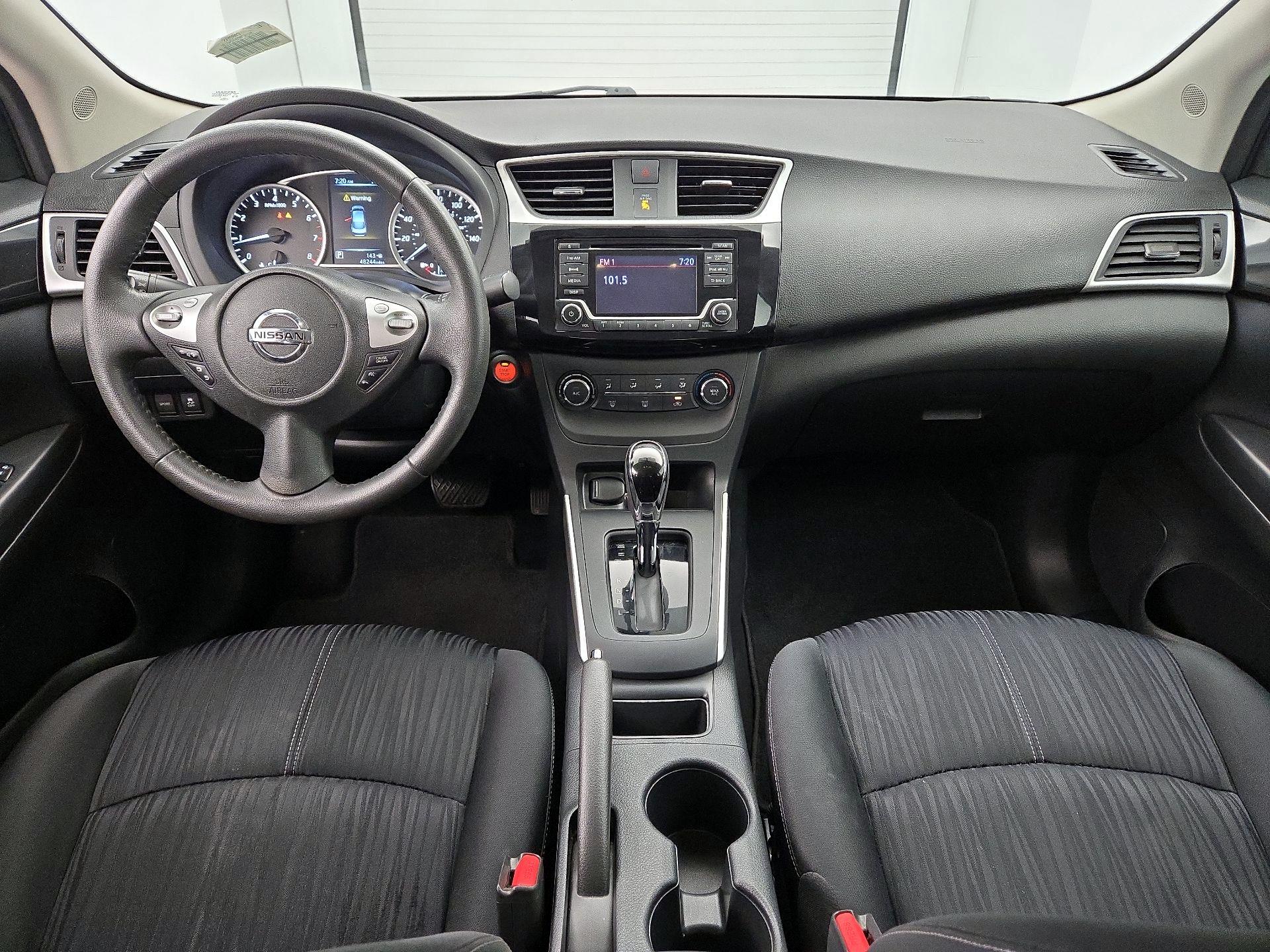 Thumbnail: 2017 Nissan Sentra - 9