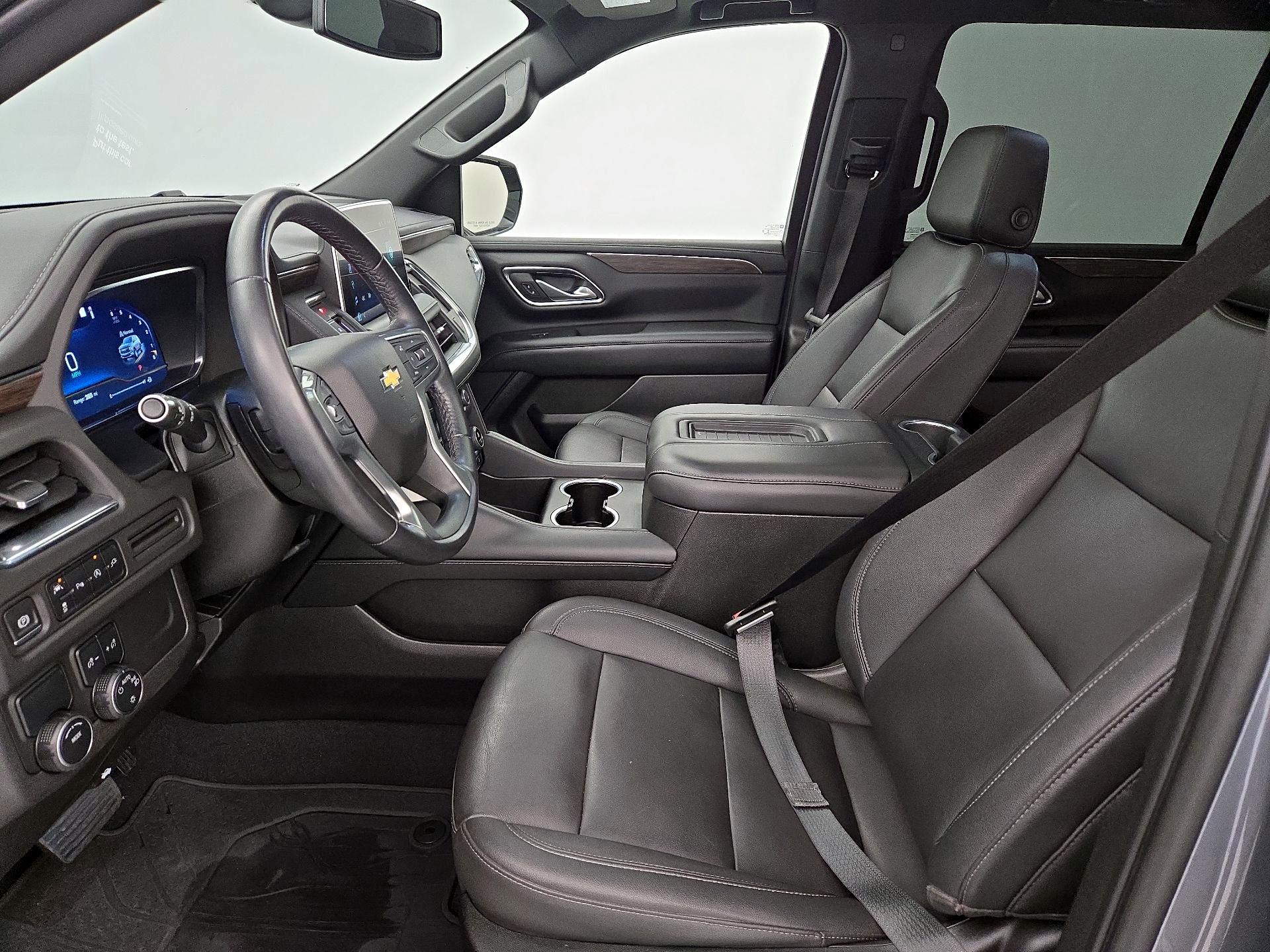 Thumbnail: 2022 Chevrolet Suburban - 11