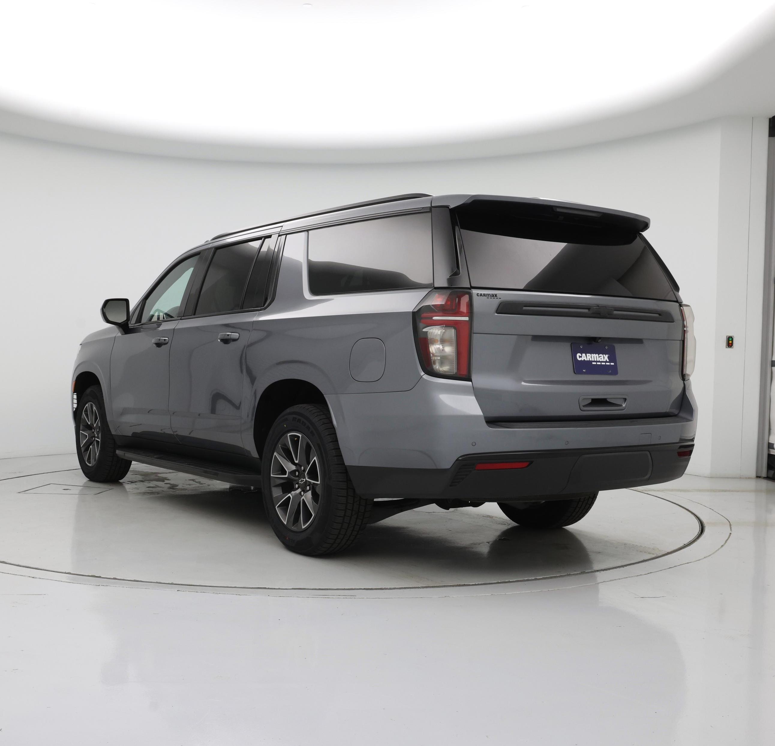 Thumbnail: 2022 Chevrolet Suburban - 2