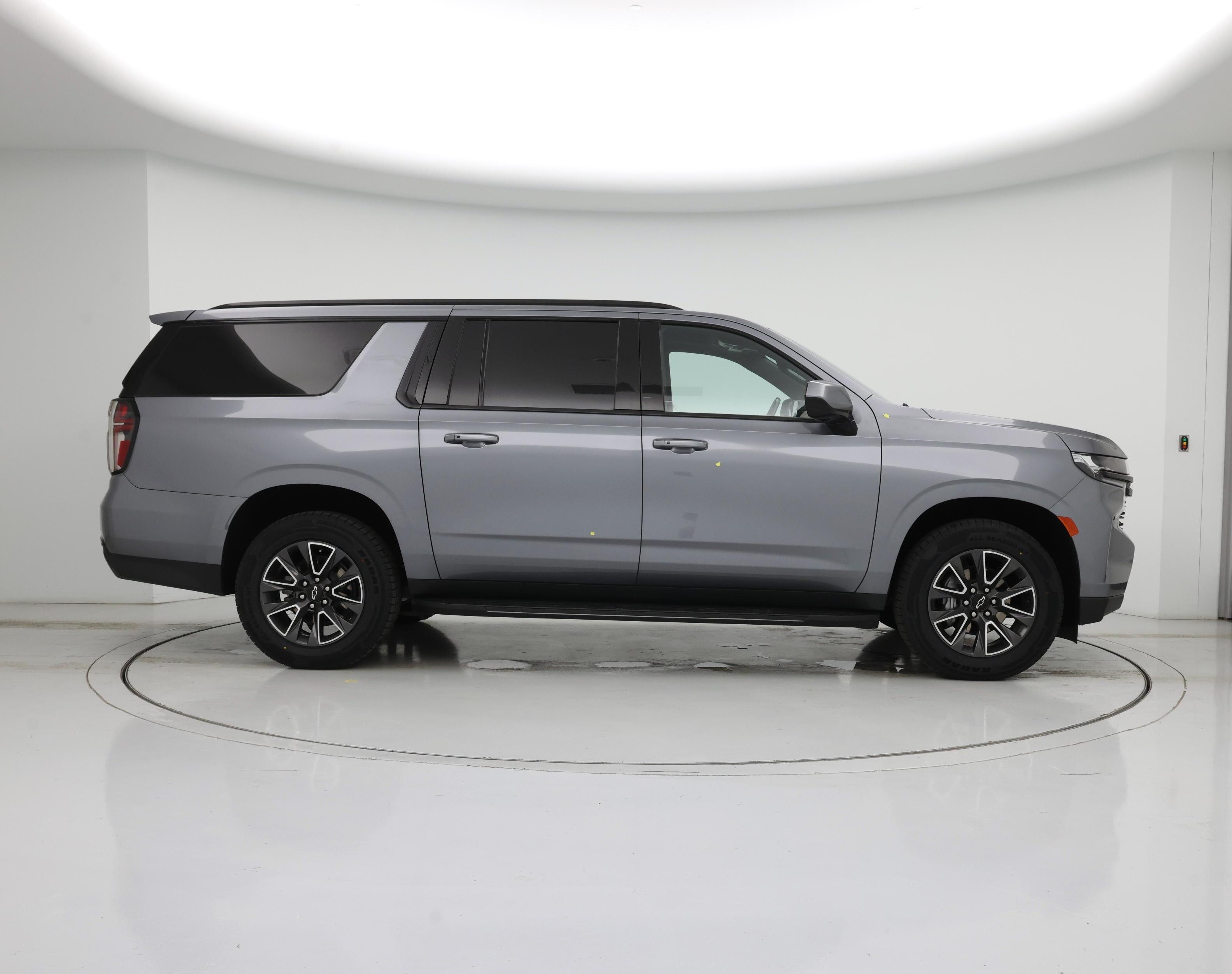 Thumbnail: 2022 Chevrolet Suburban - 7