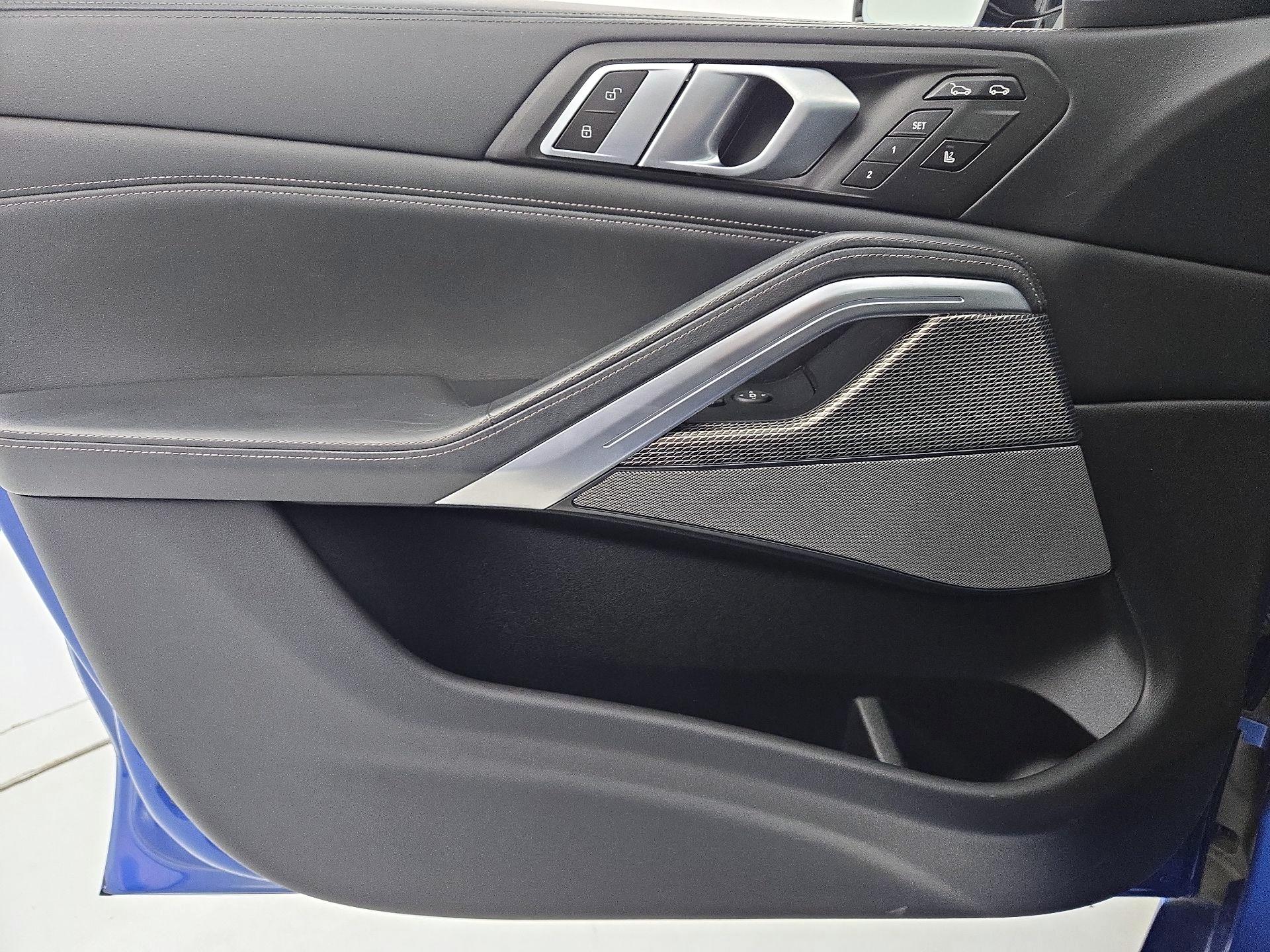 Thumbnail: 2020 BMW X6 - 12