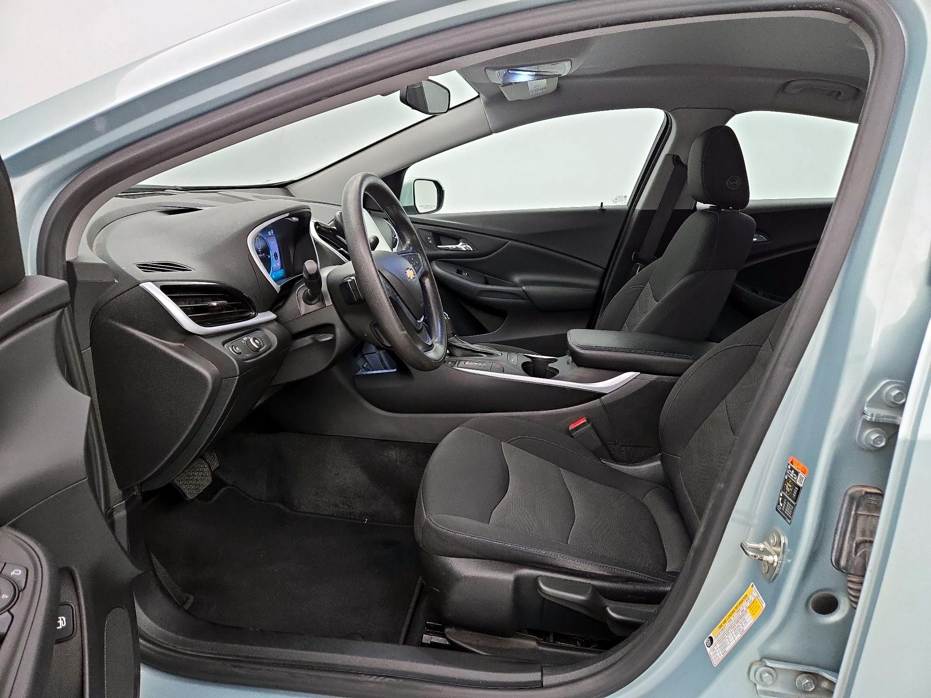 Thumbnail: 2019 Chevrolet Volt - 11