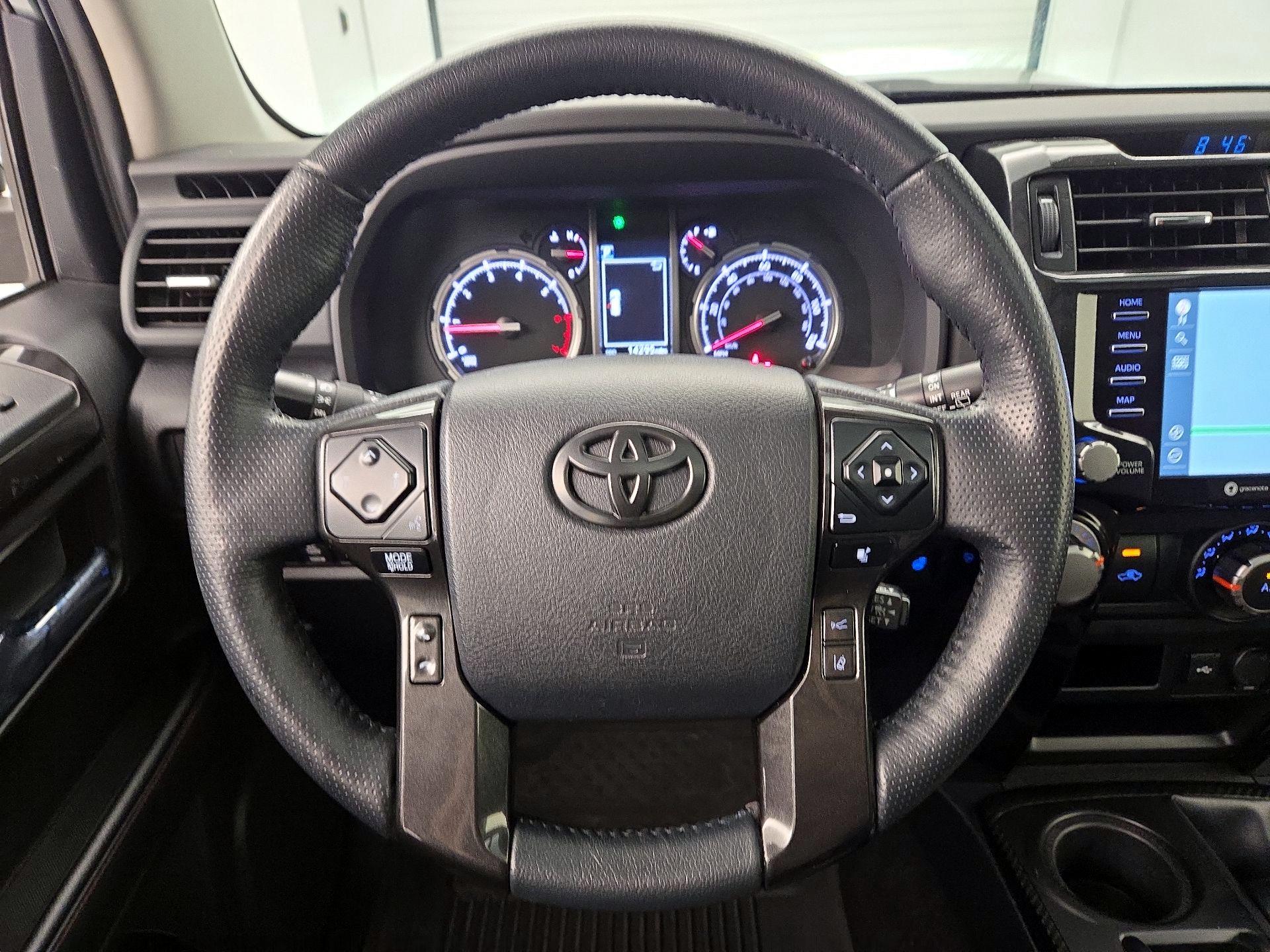 Thumbnail: 2023 Toyota 4Runner - 10