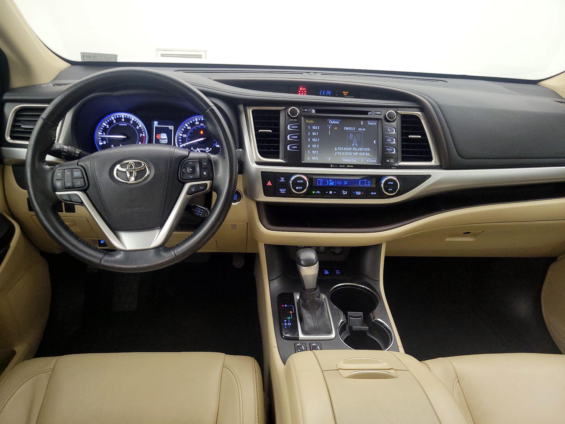 Thumbnail: 2018 Toyota Highlander - 9
