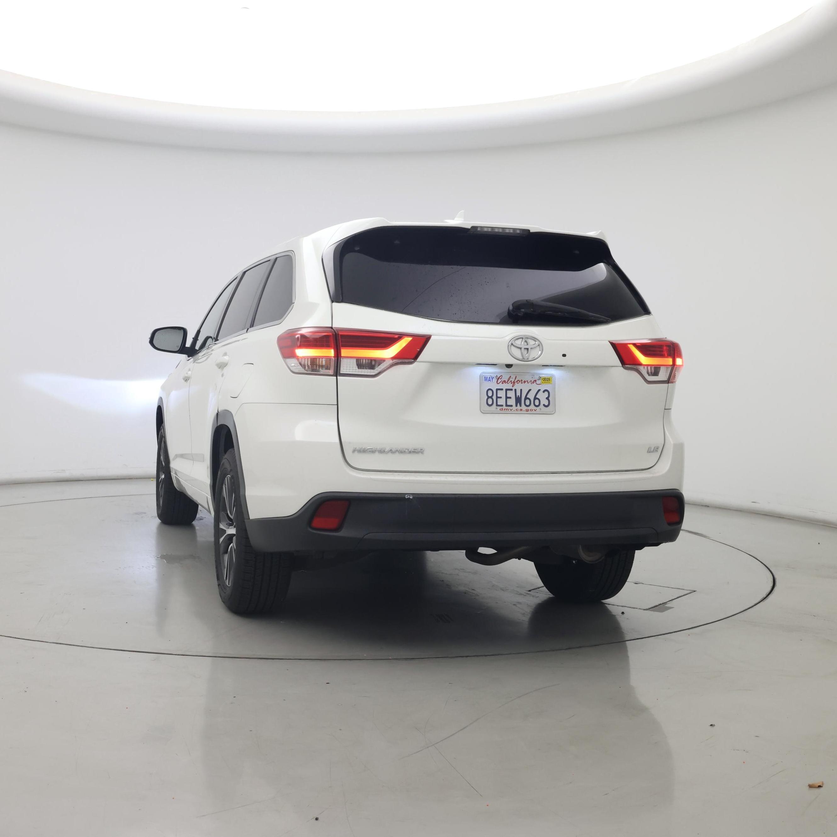 Thumbnail: 2018 Toyota Highlander - 6