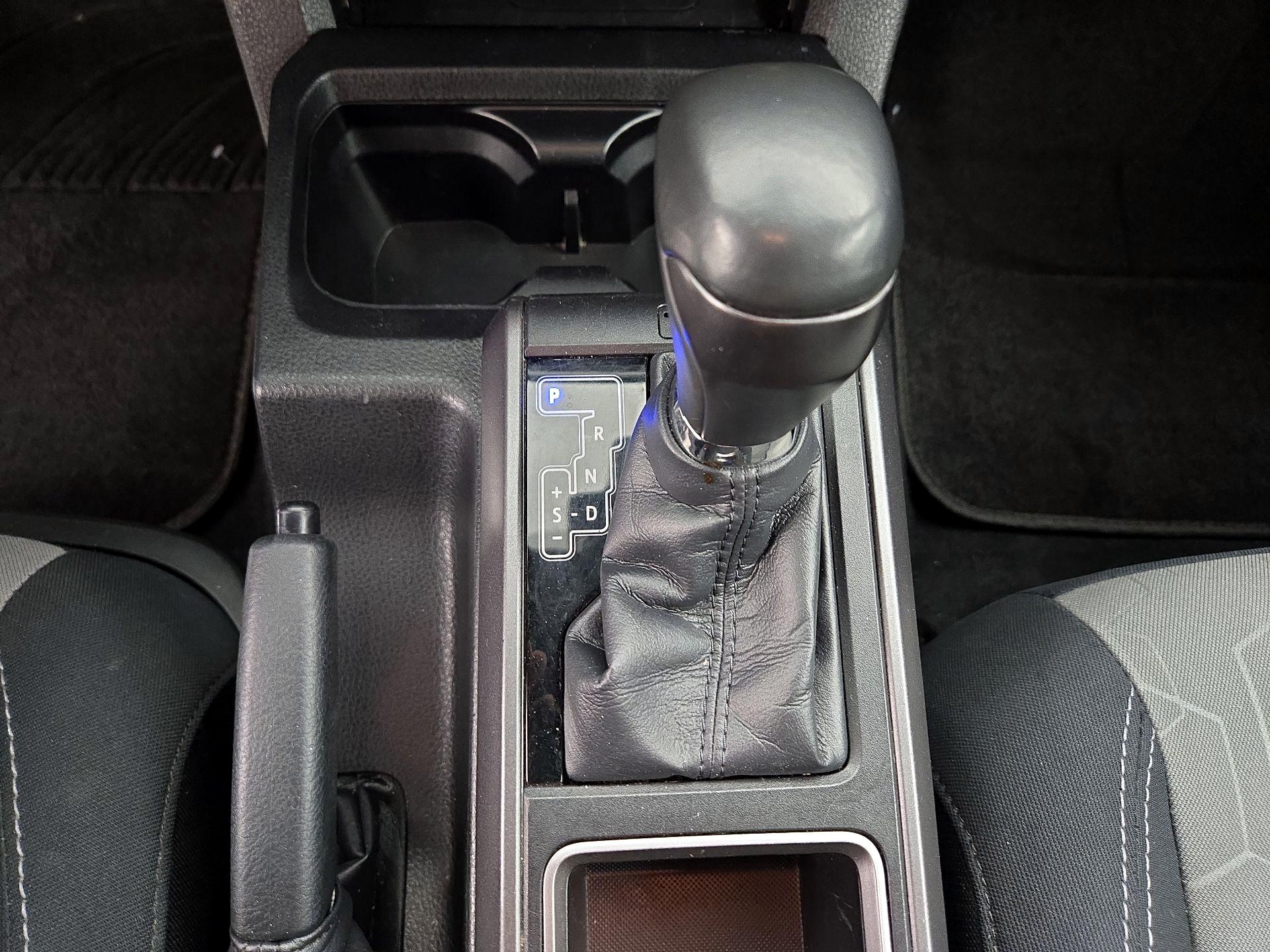 Thumbnail: 2023 Toyota Tacoma - 17