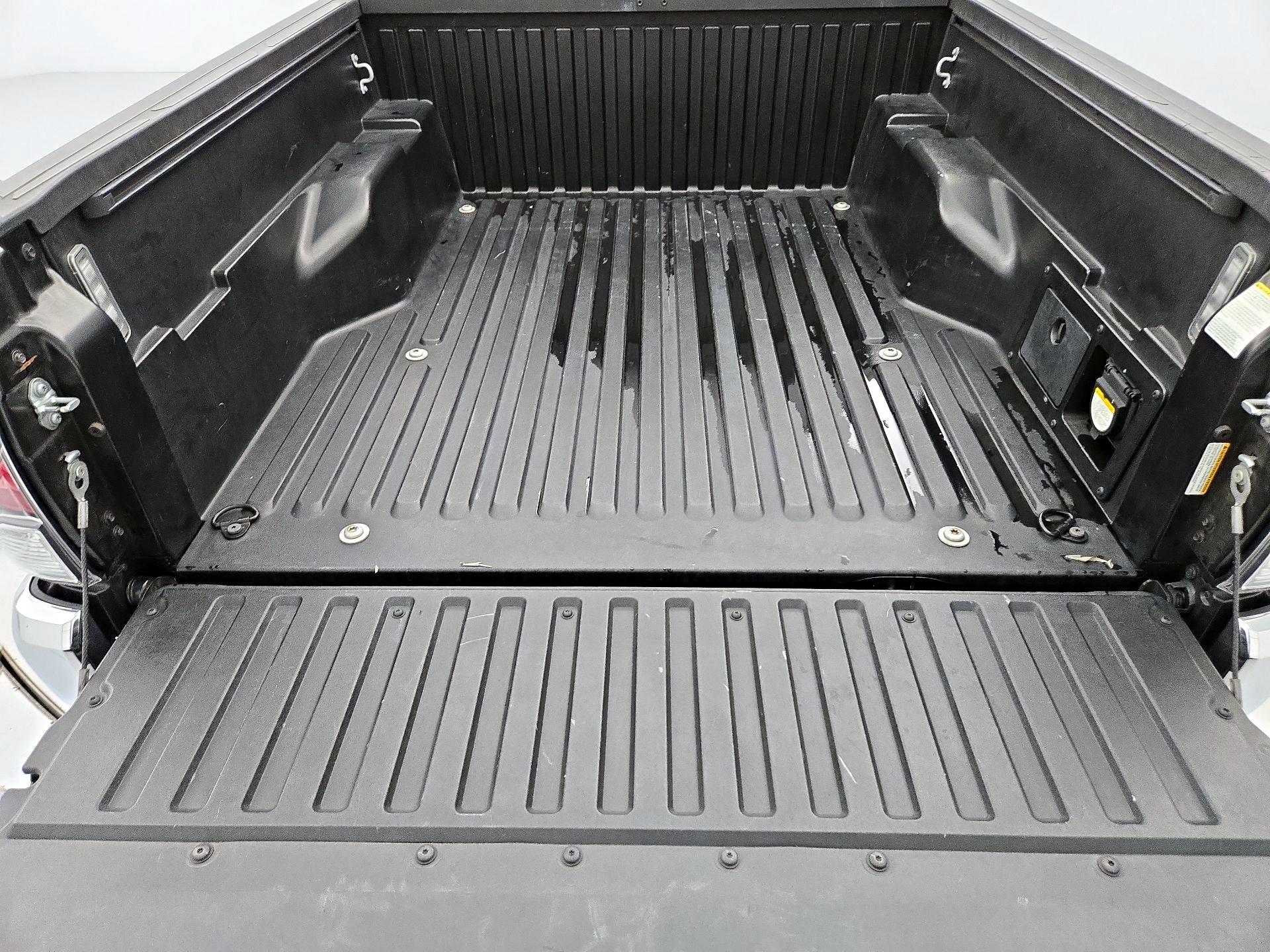 Thumbnail: 2023 Toyota Tacoma - 20