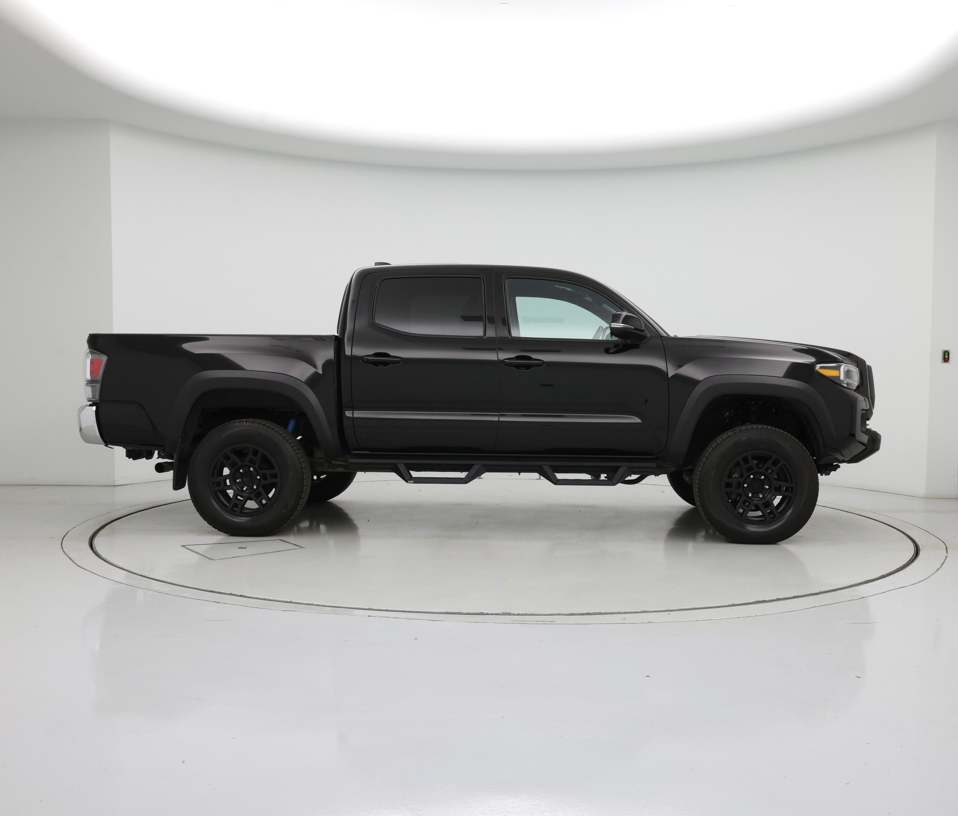 Thumbnail: 2023 Toyota Tacoma - 7