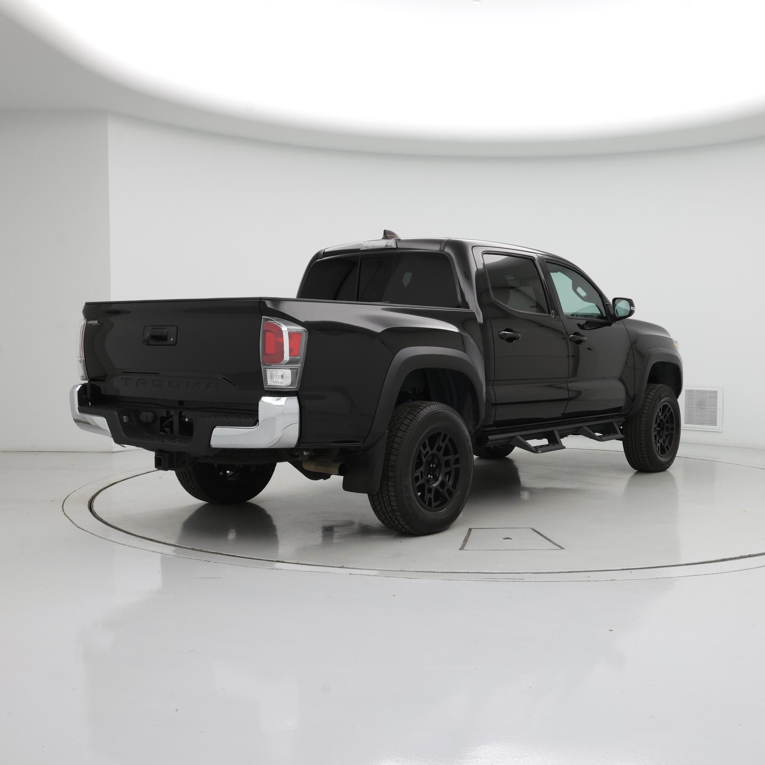 Thumbnail: 2023 Toyota Tacoma - 8