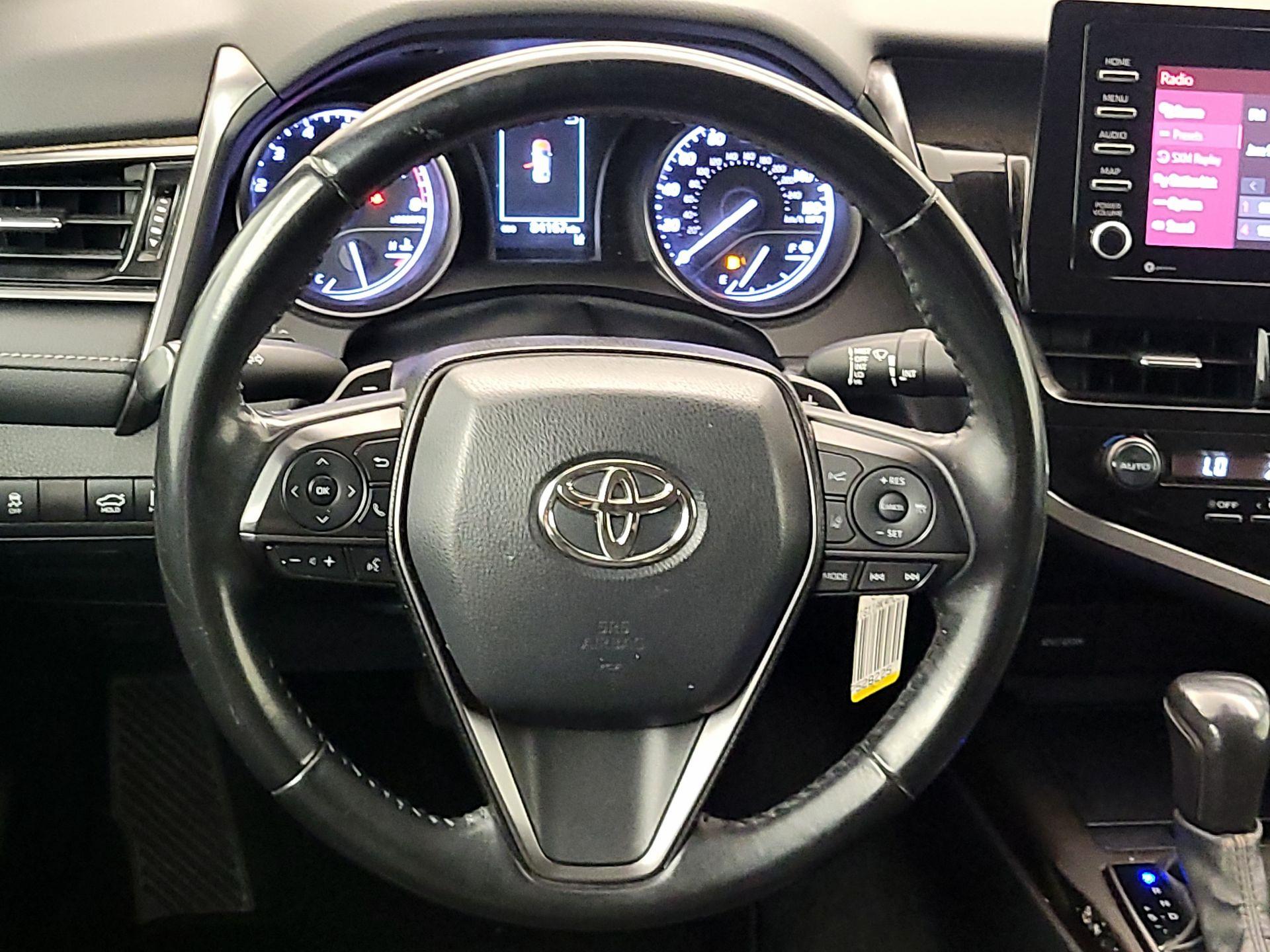Thumbnail: 2021 Toyota Camry - 10