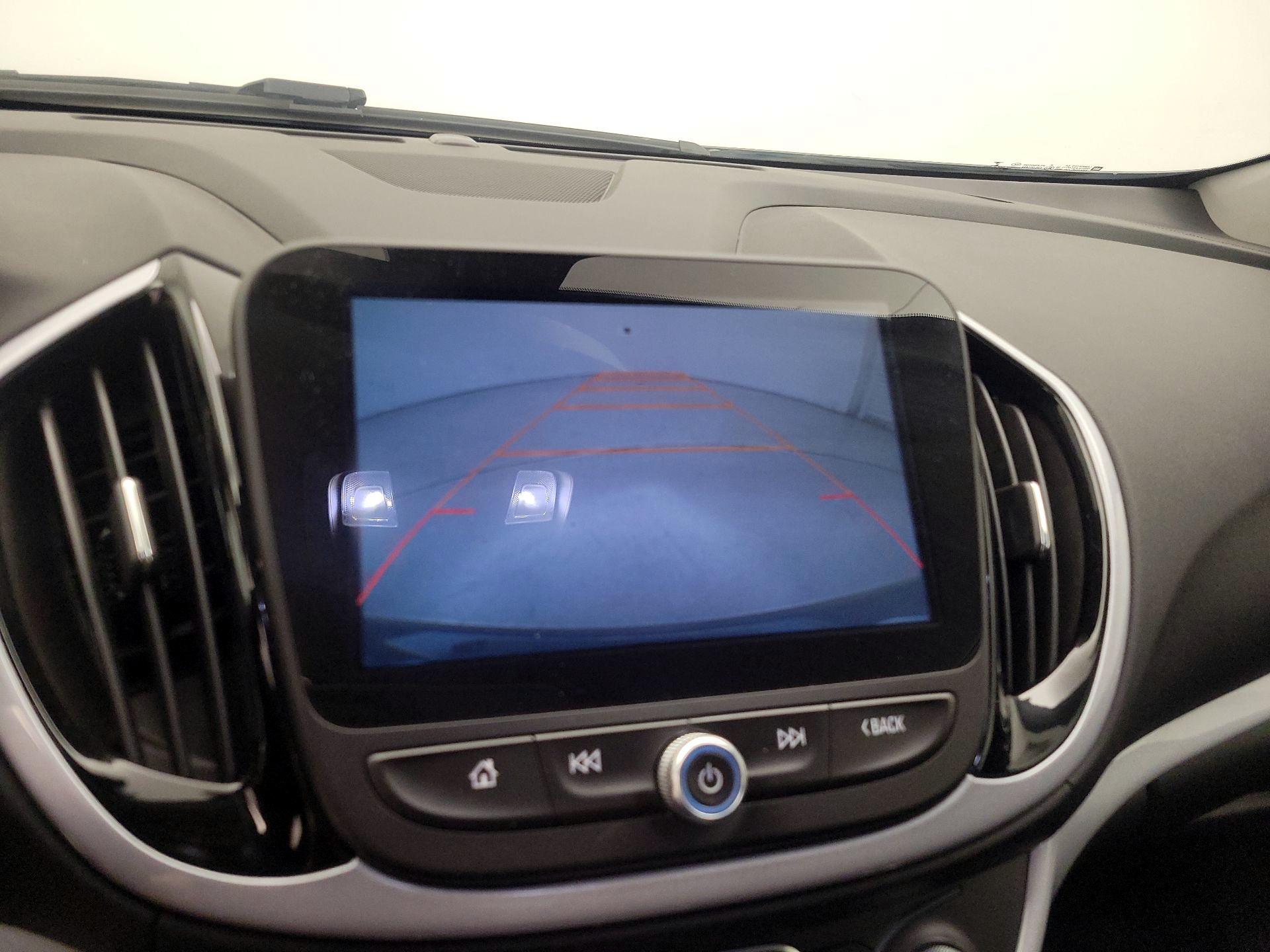 Thumbnail: 2017 Chevrolet Volt - 14