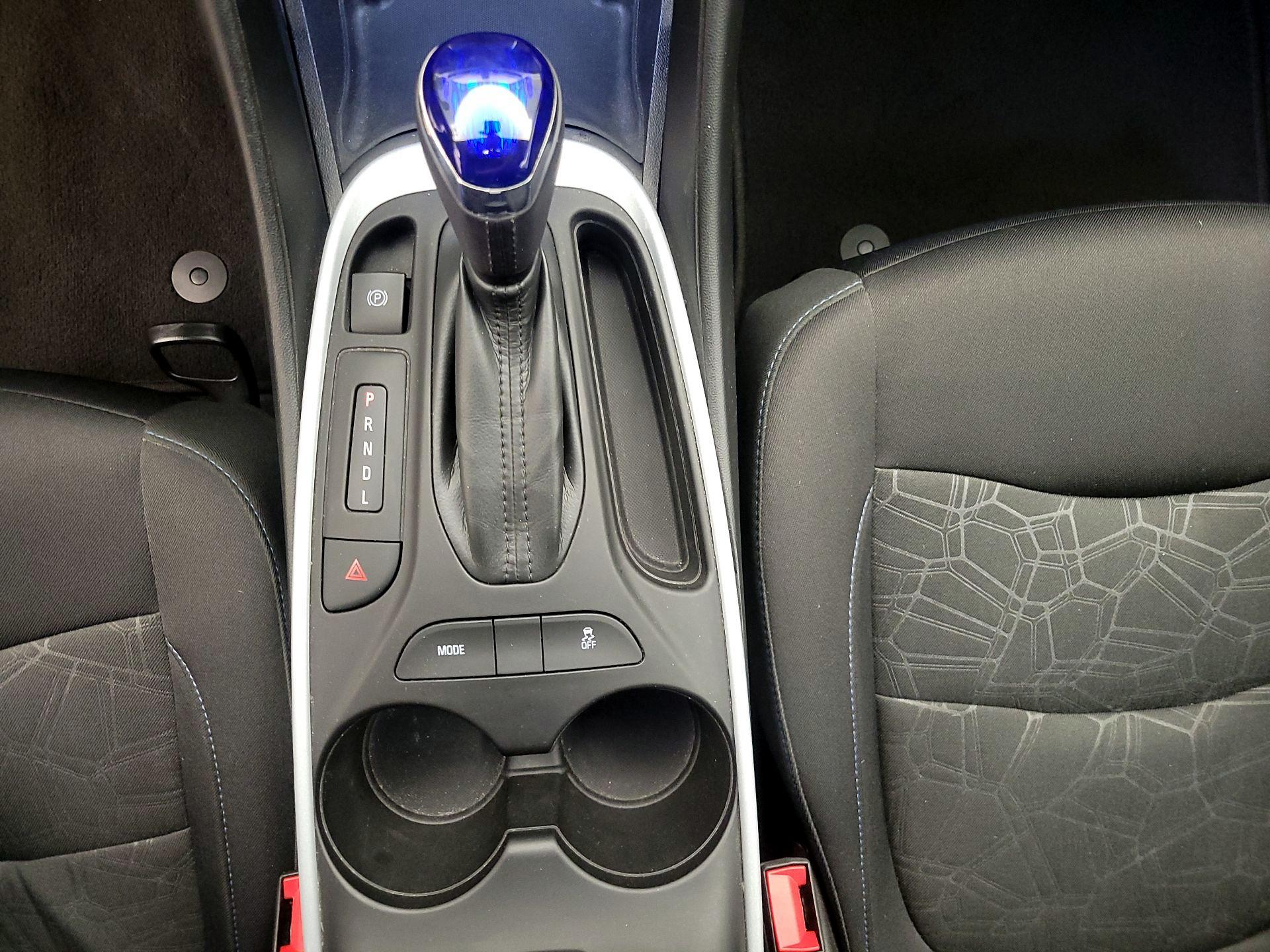 Thumbnail: 2017 Chevrolet Volt - 17