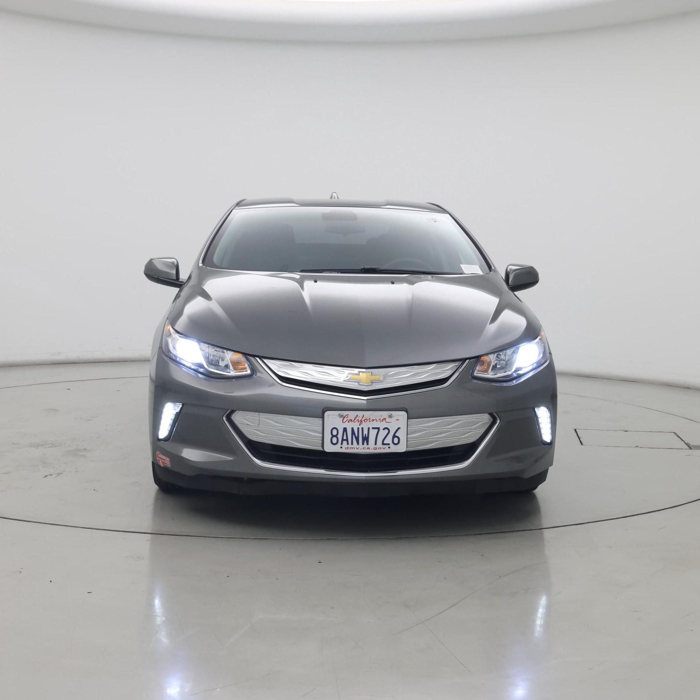 Thumbnail: 2017 Chevrolet Volt - 5