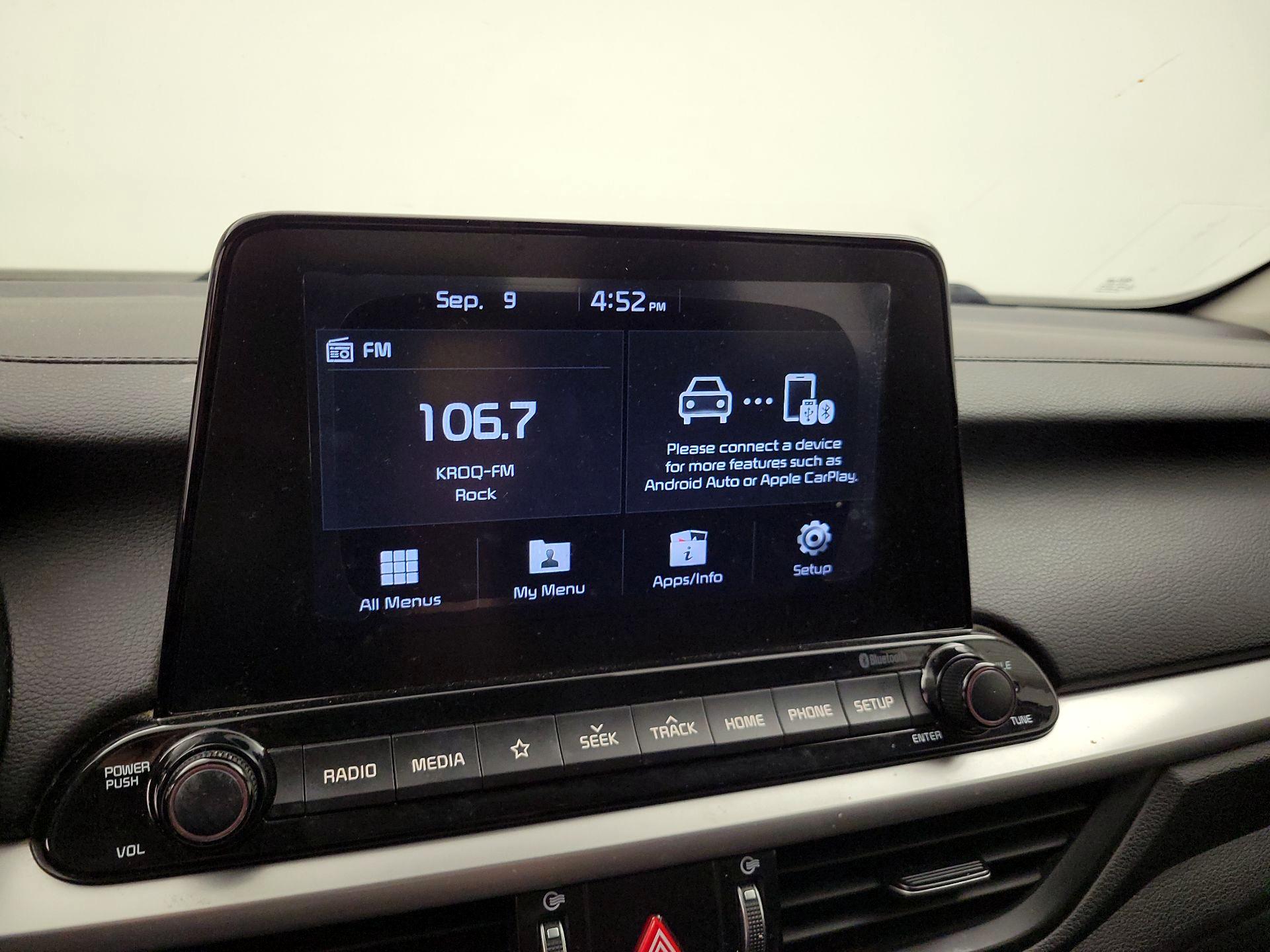 Thumbnail: 2020 Kia Forte - 15