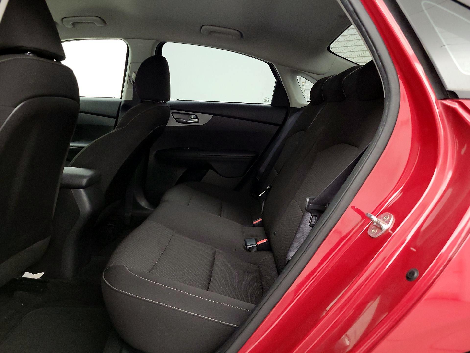 Thumbnail: 2020 Kia Forte - 19