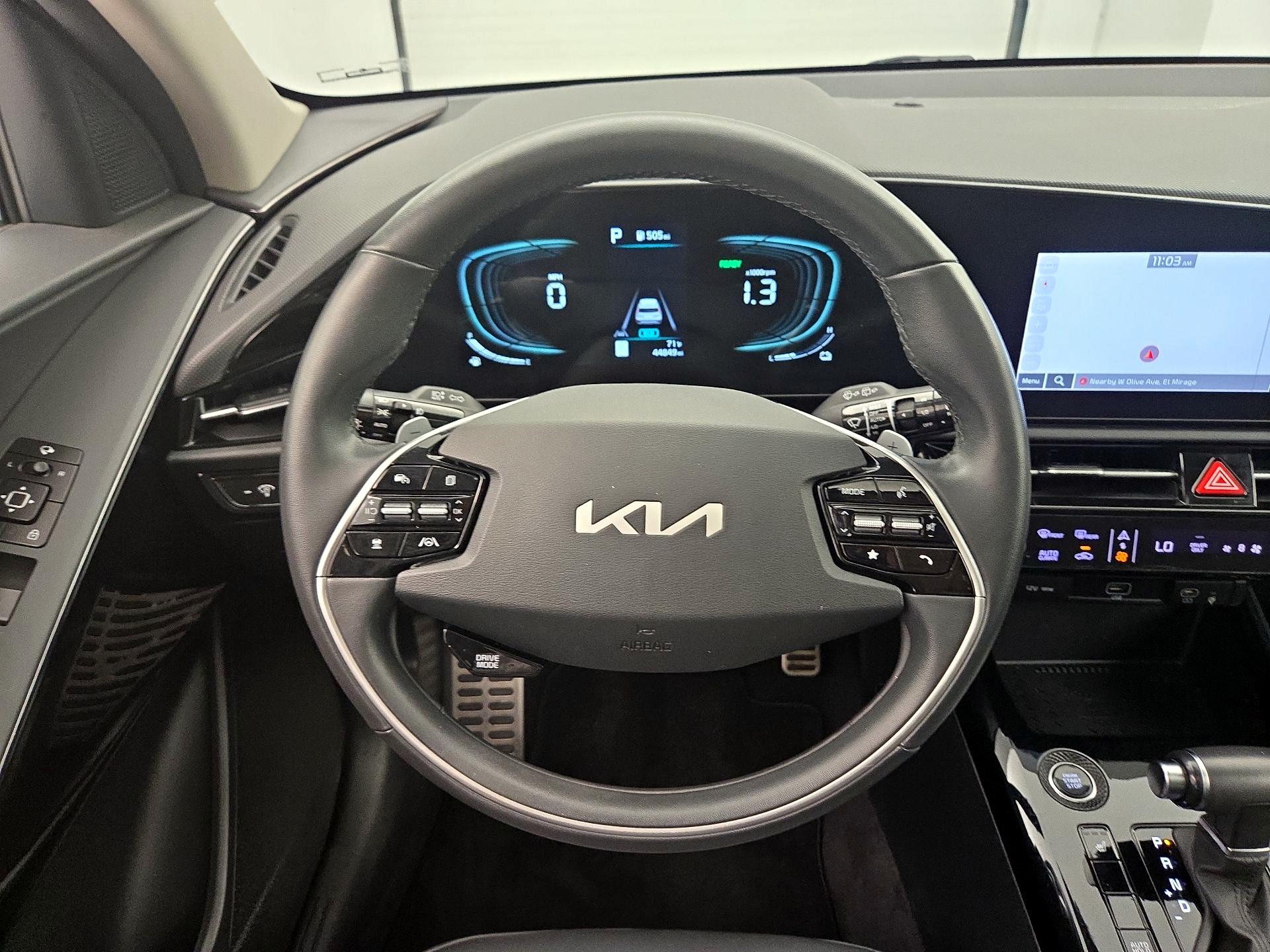 Thumbnail: 2023 Kia Niro - 10
