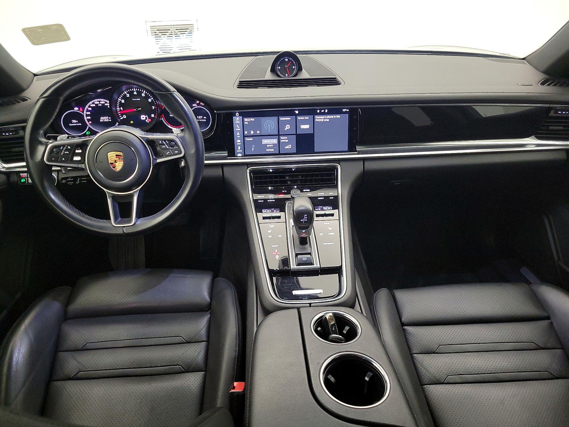 Thumbnail: 2017 Porsche Panamera - 9