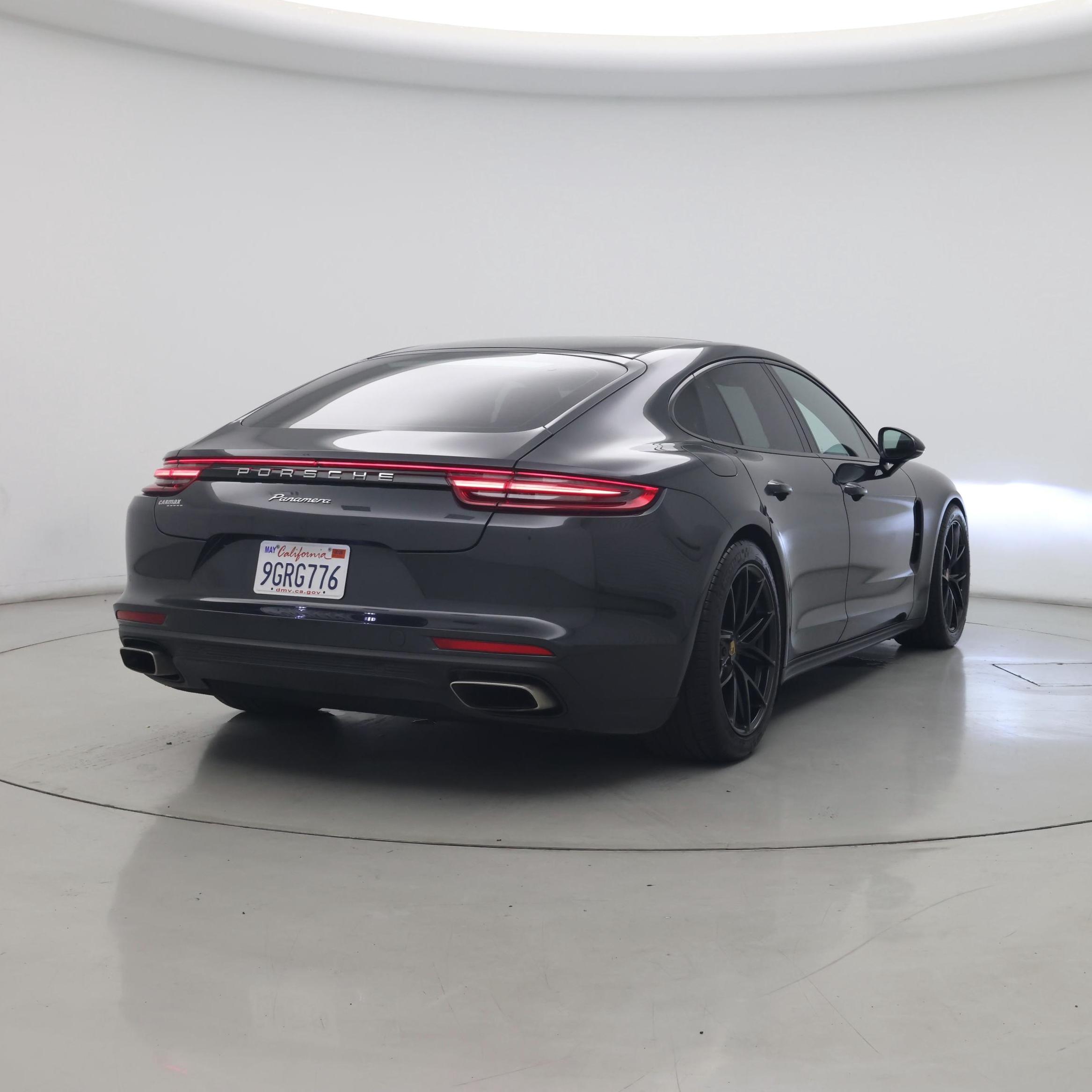 Thumbnail: 2017 Porsche Panamera - 8