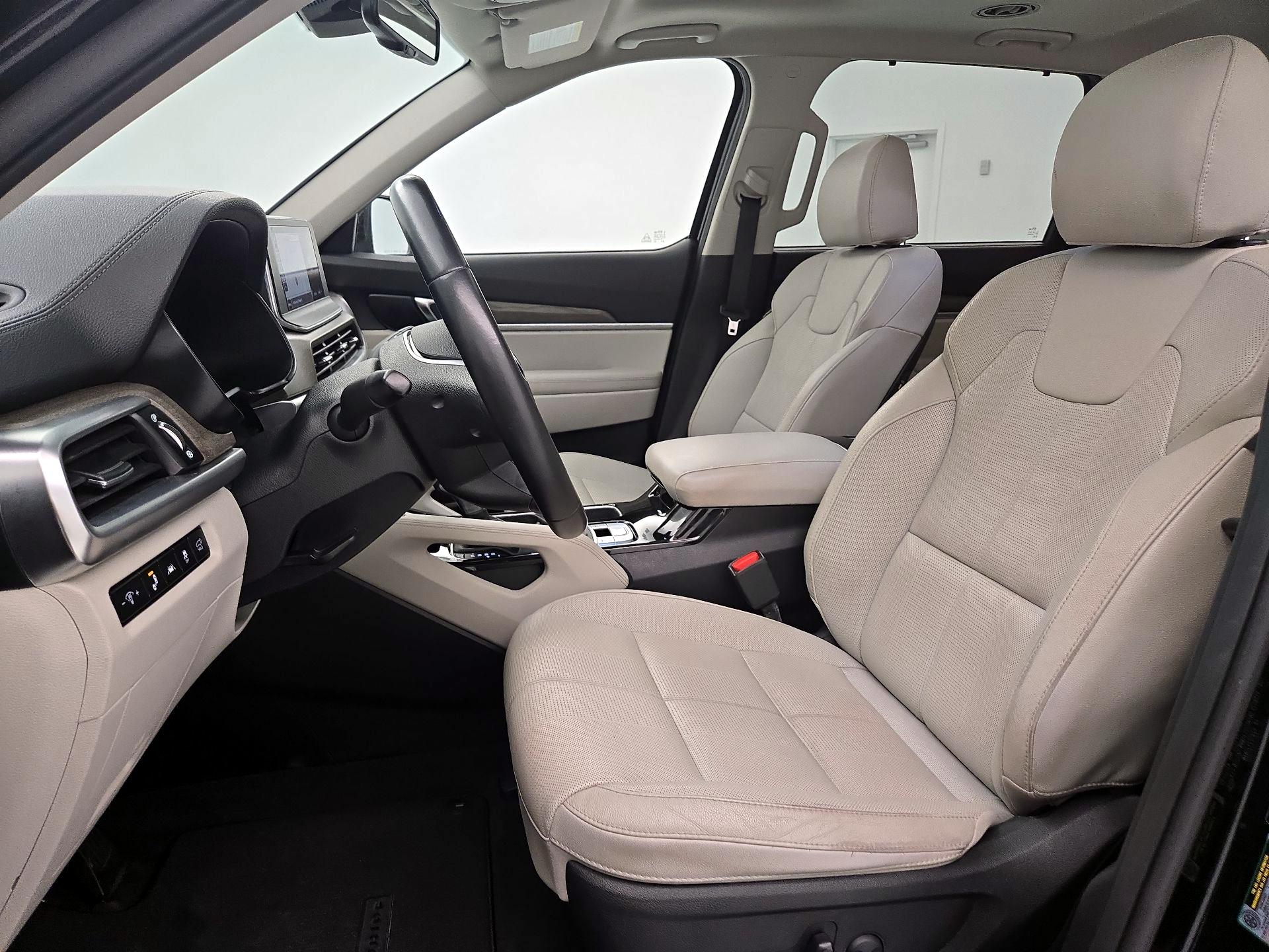 Thumbnail: 2020 Kia Telluride - 11