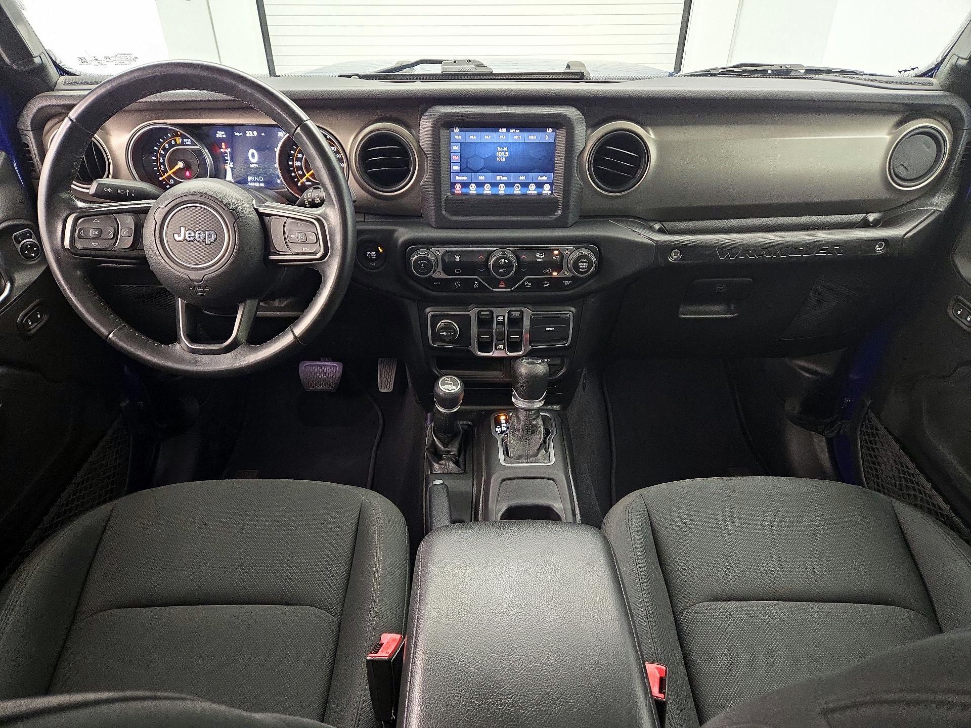 Thumbnail: 2018 Jeep Wrangler - 9