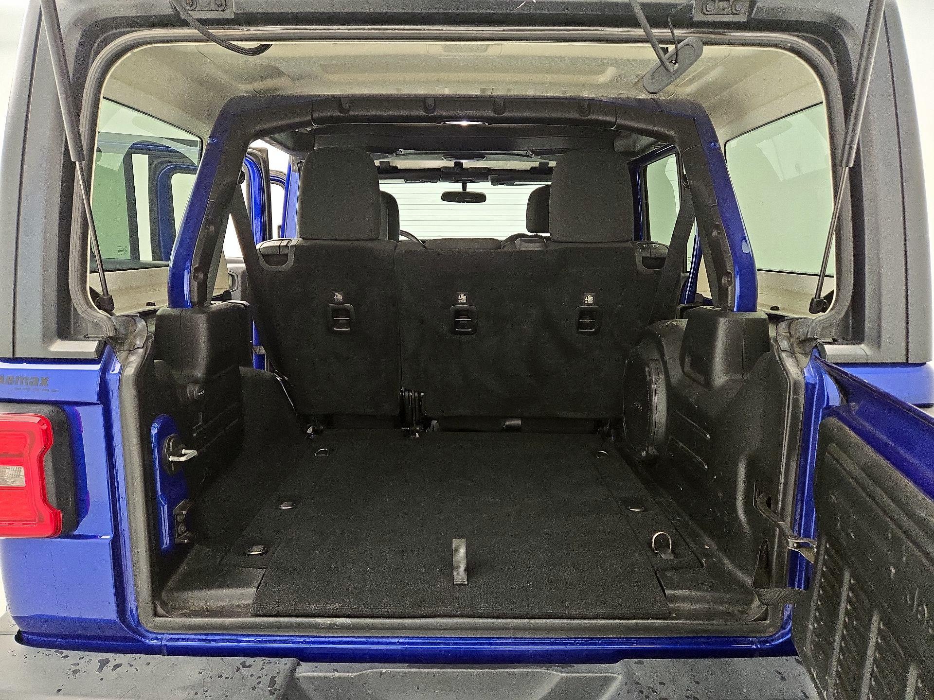 Thumbnail: 2018 Jeep Wrangler - 20