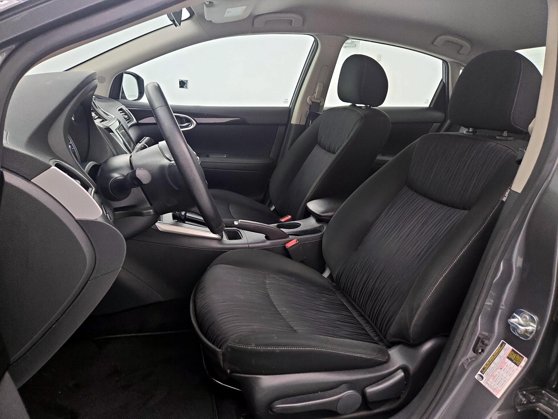 Thumbnail: 2019 Nissan Sentra - 11