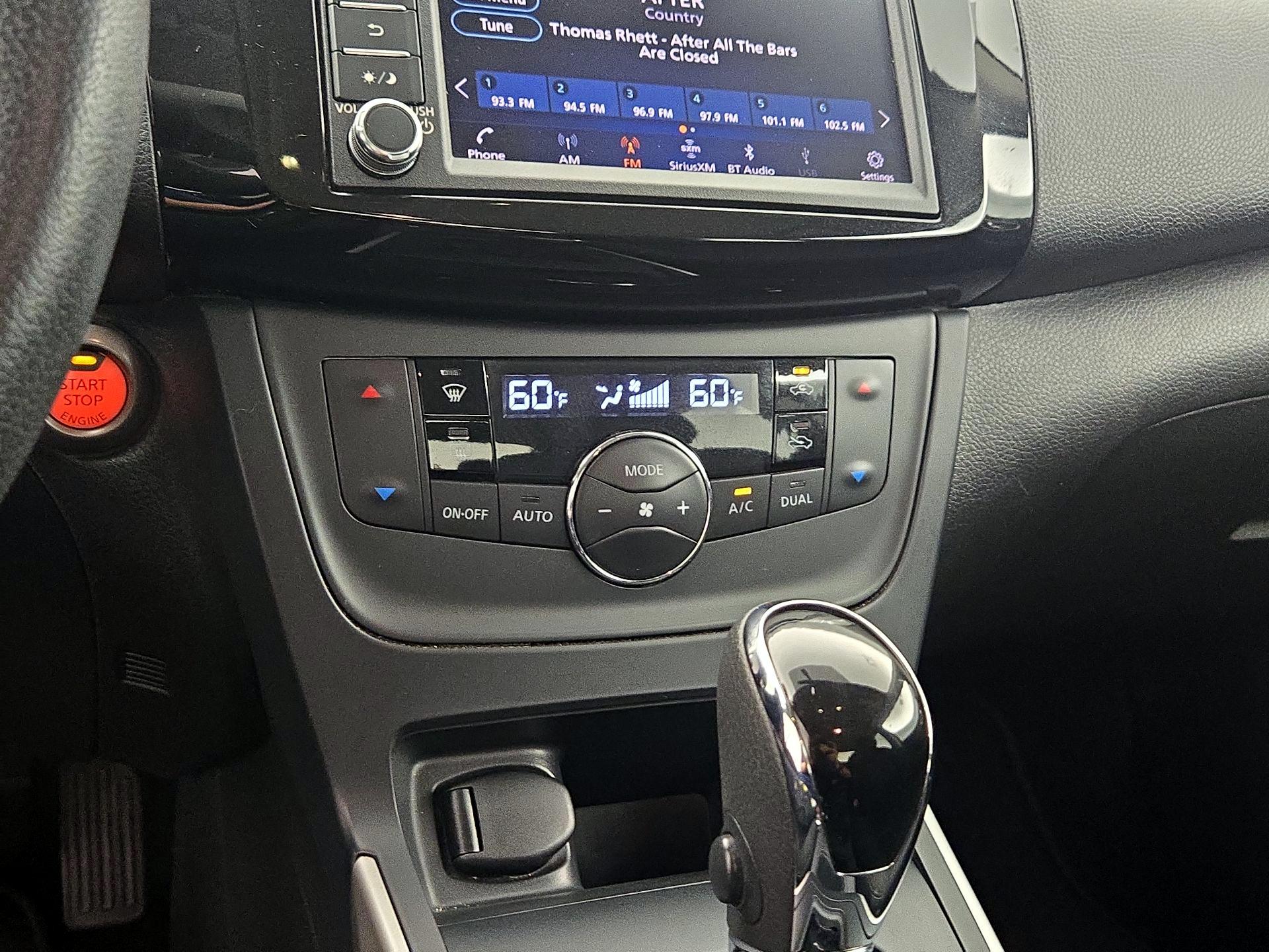 Thumbnail: 2019 Nissan Sentra - 16