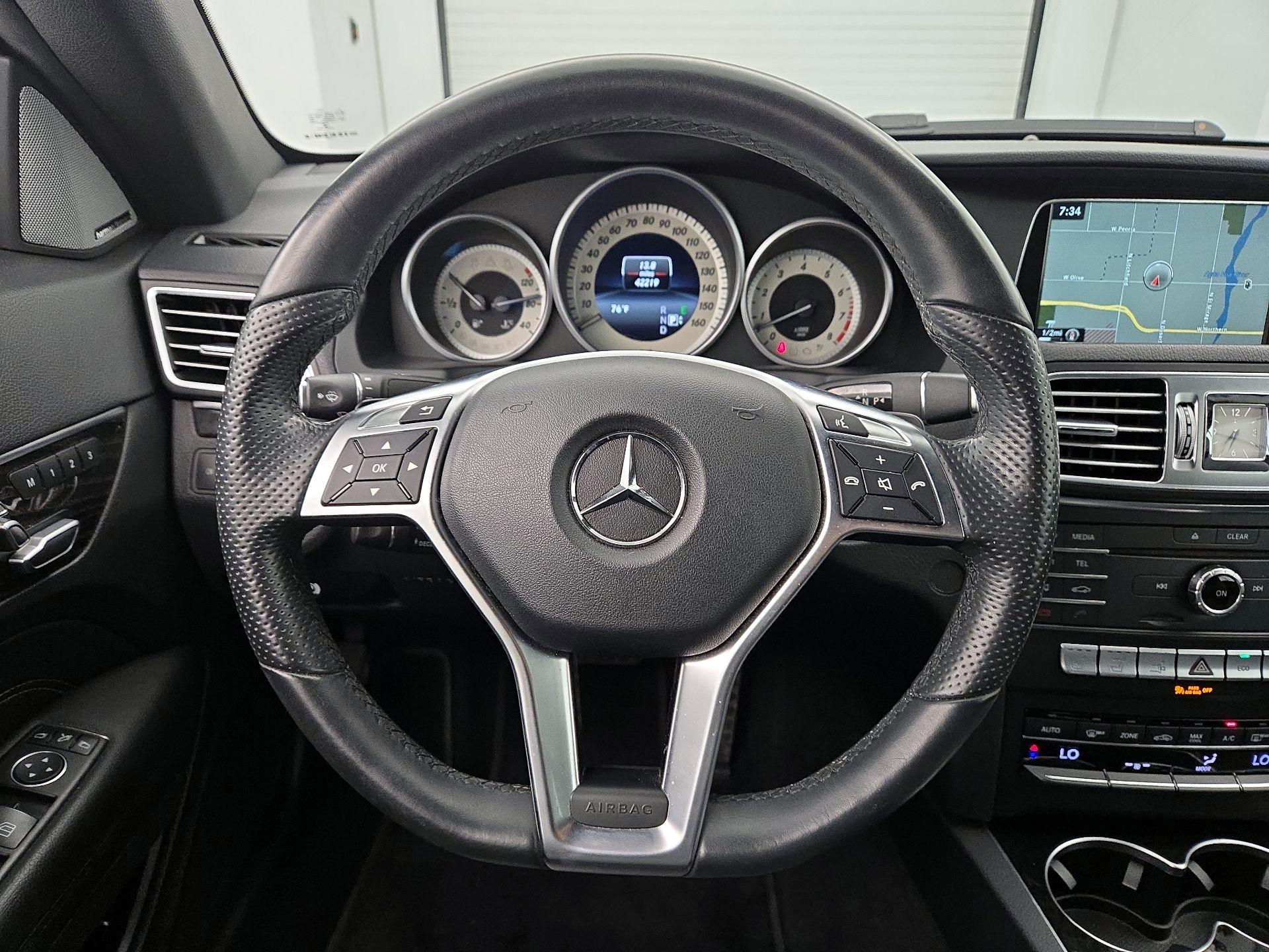 Thumbnail: 2016 Mercedes-Benz E-Class - 10
