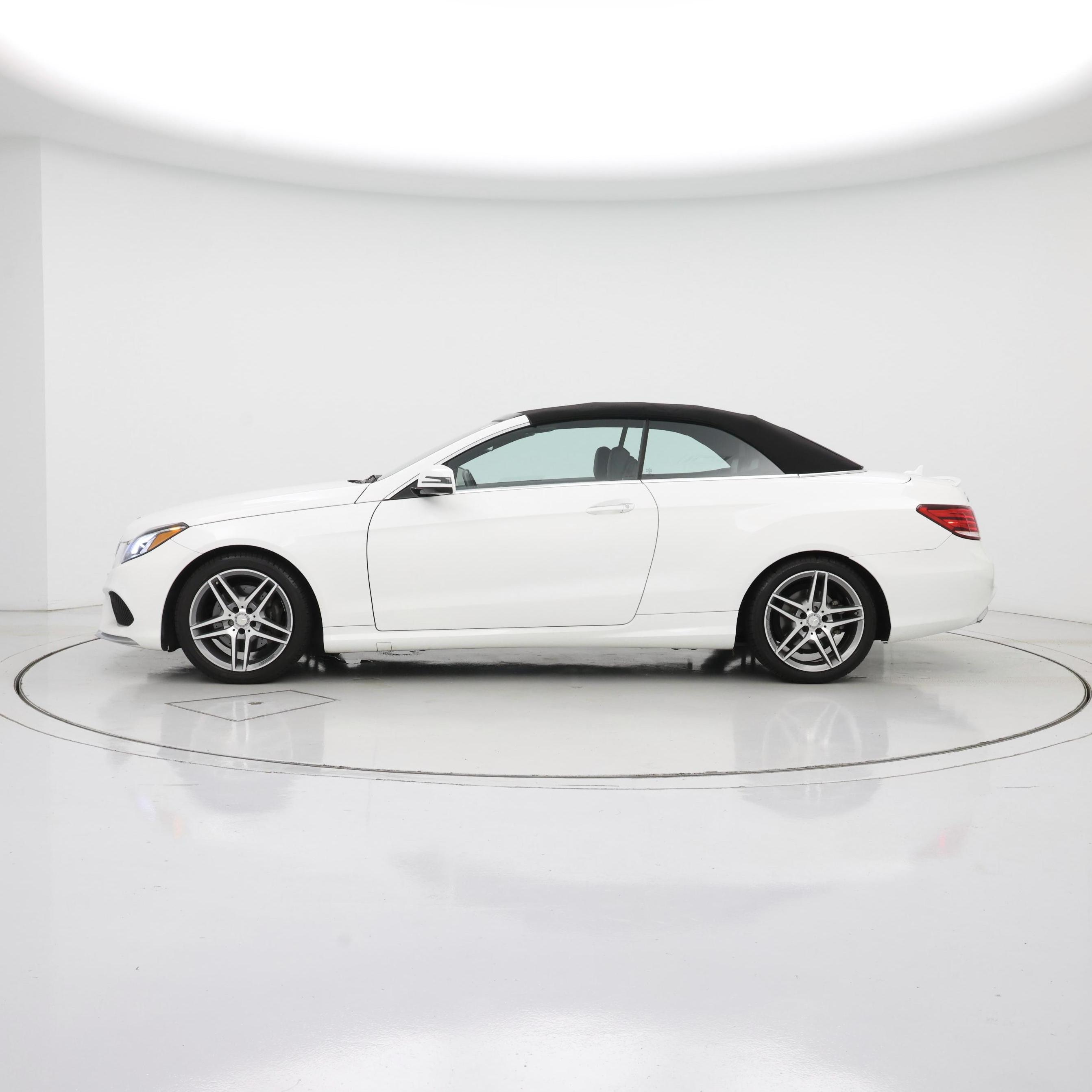 Thumbnail: 2016 Mercedes-Benz E-Class - 3