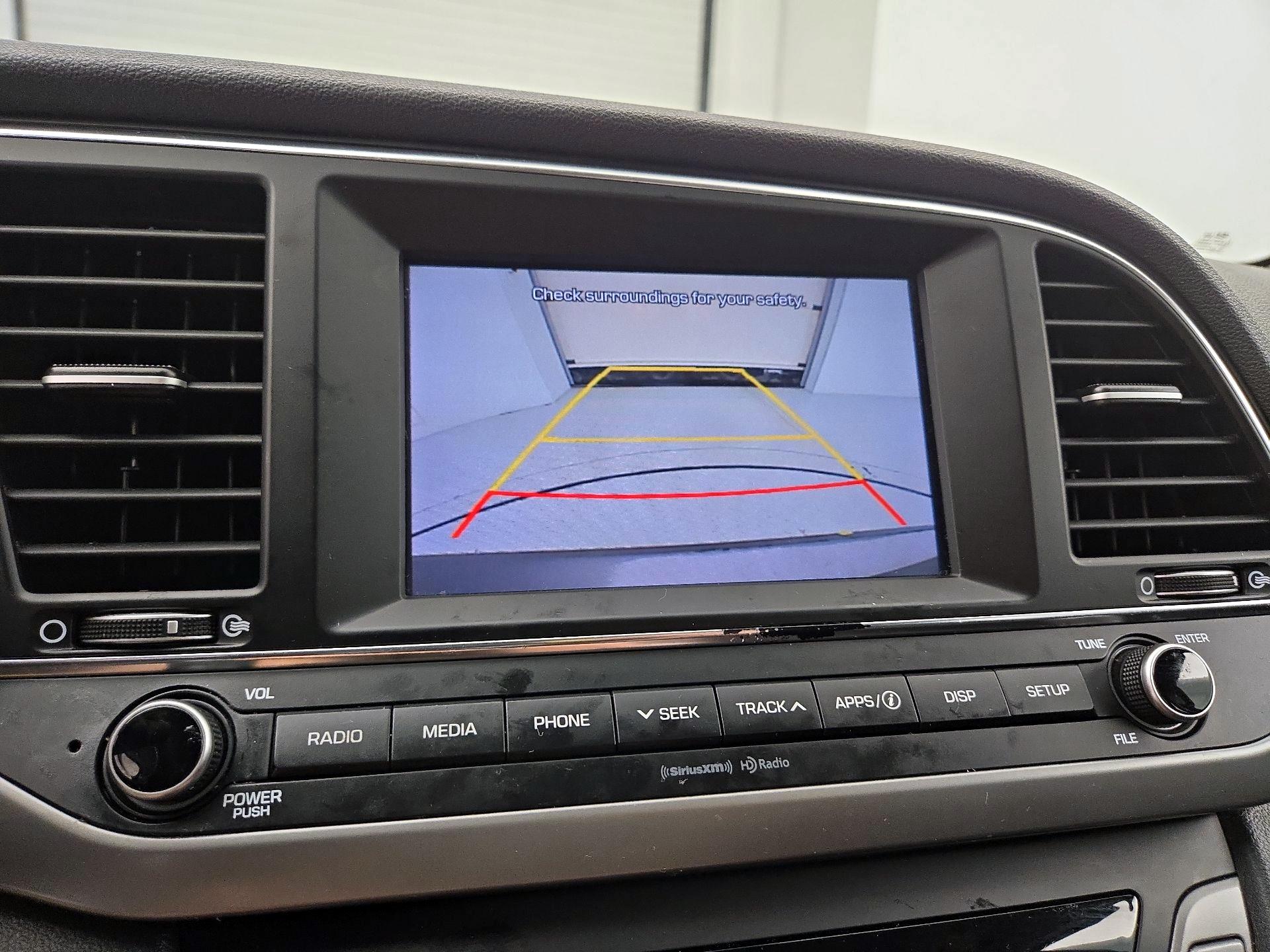 Thumbnail: 2018 Hyundai Elantra - 14