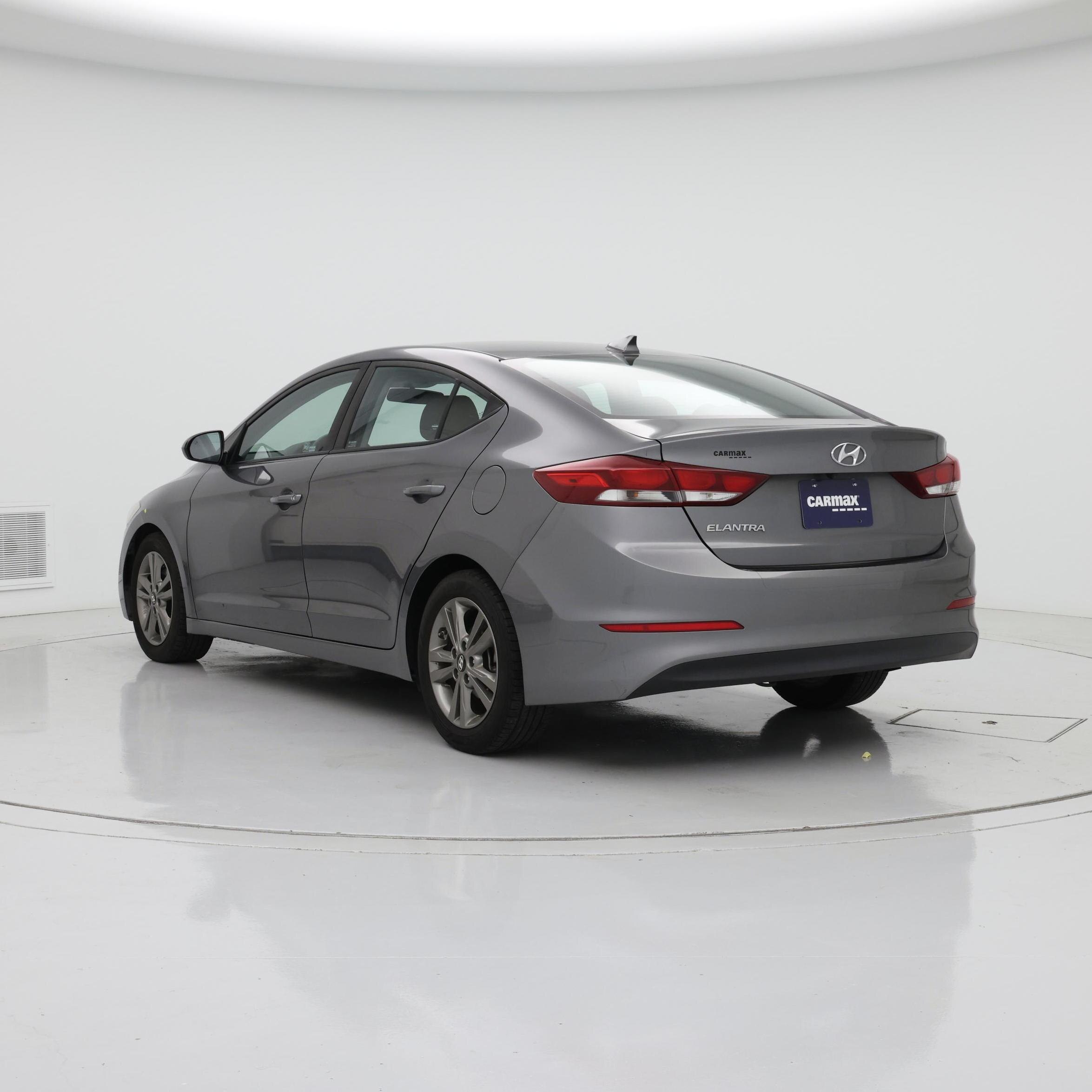 Thumbnail: 2018 Hyundai Elantra - 2