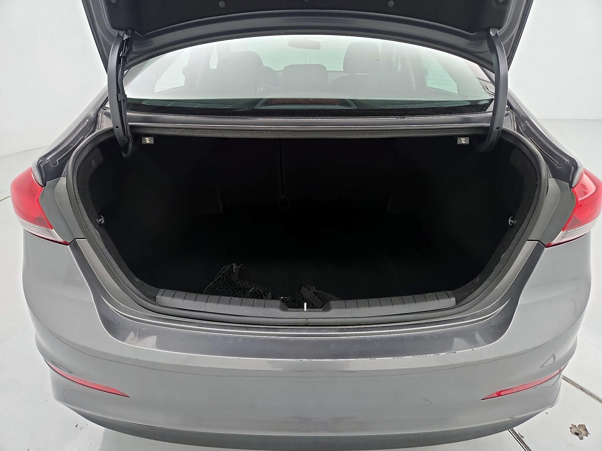 Thumbnail: 2018 Hyundai Elantra - 20