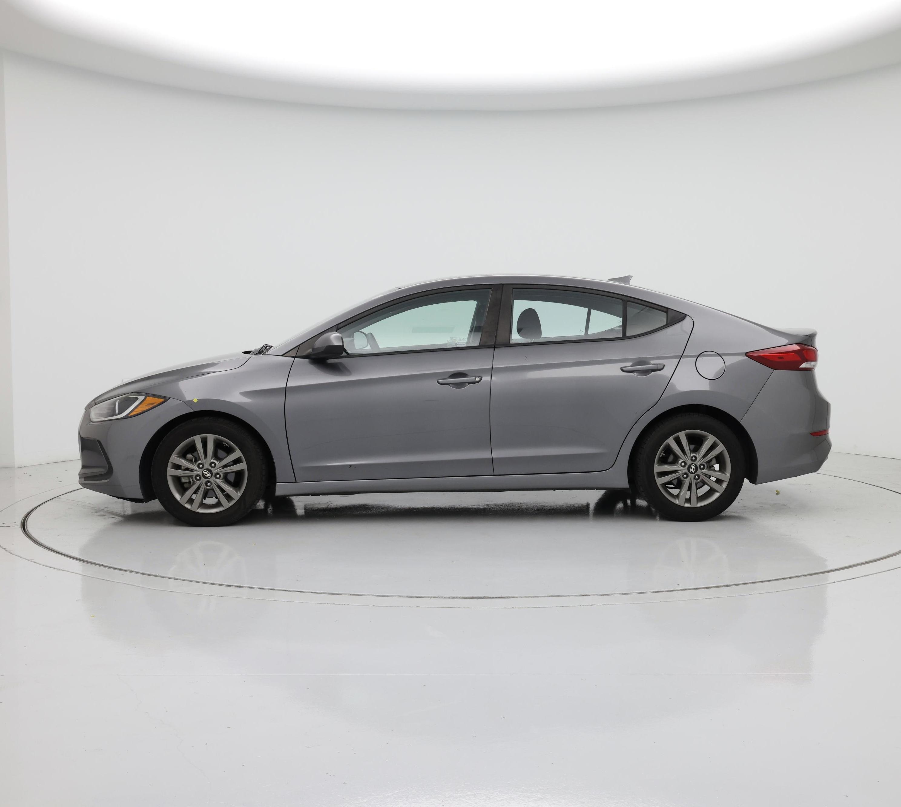 Thumbnail: 2018 Hyundai Elantra - 3